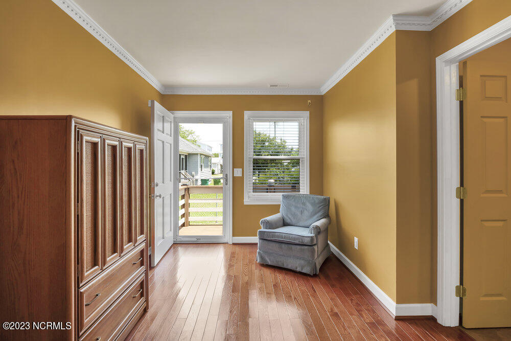 116 Myrtle Avenue Property Photo 12