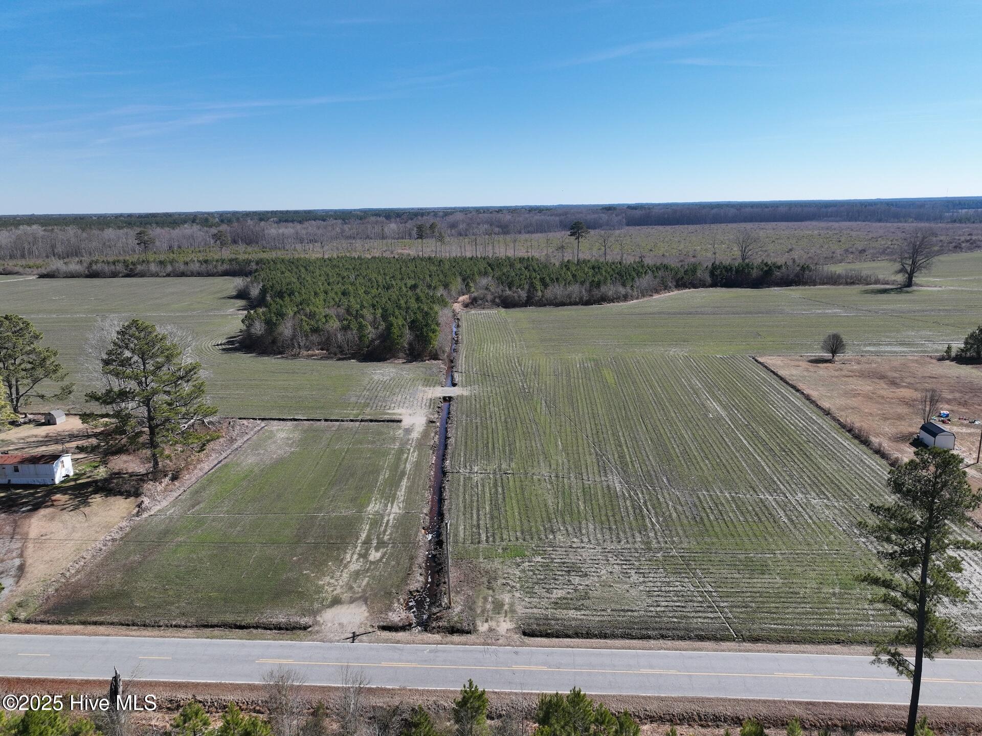 230 Middle Swamp Road Property Photo 3