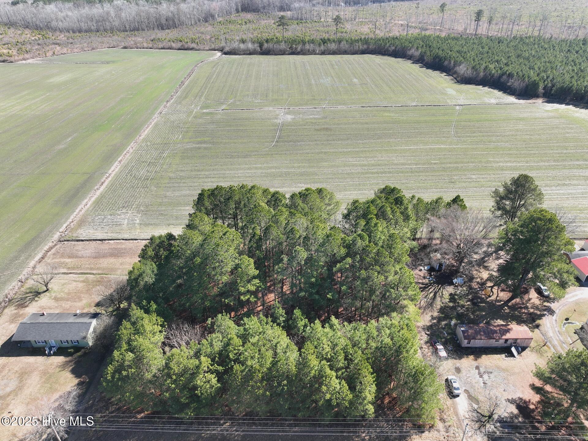 230 Middle Swamp Road Property Photo 12
