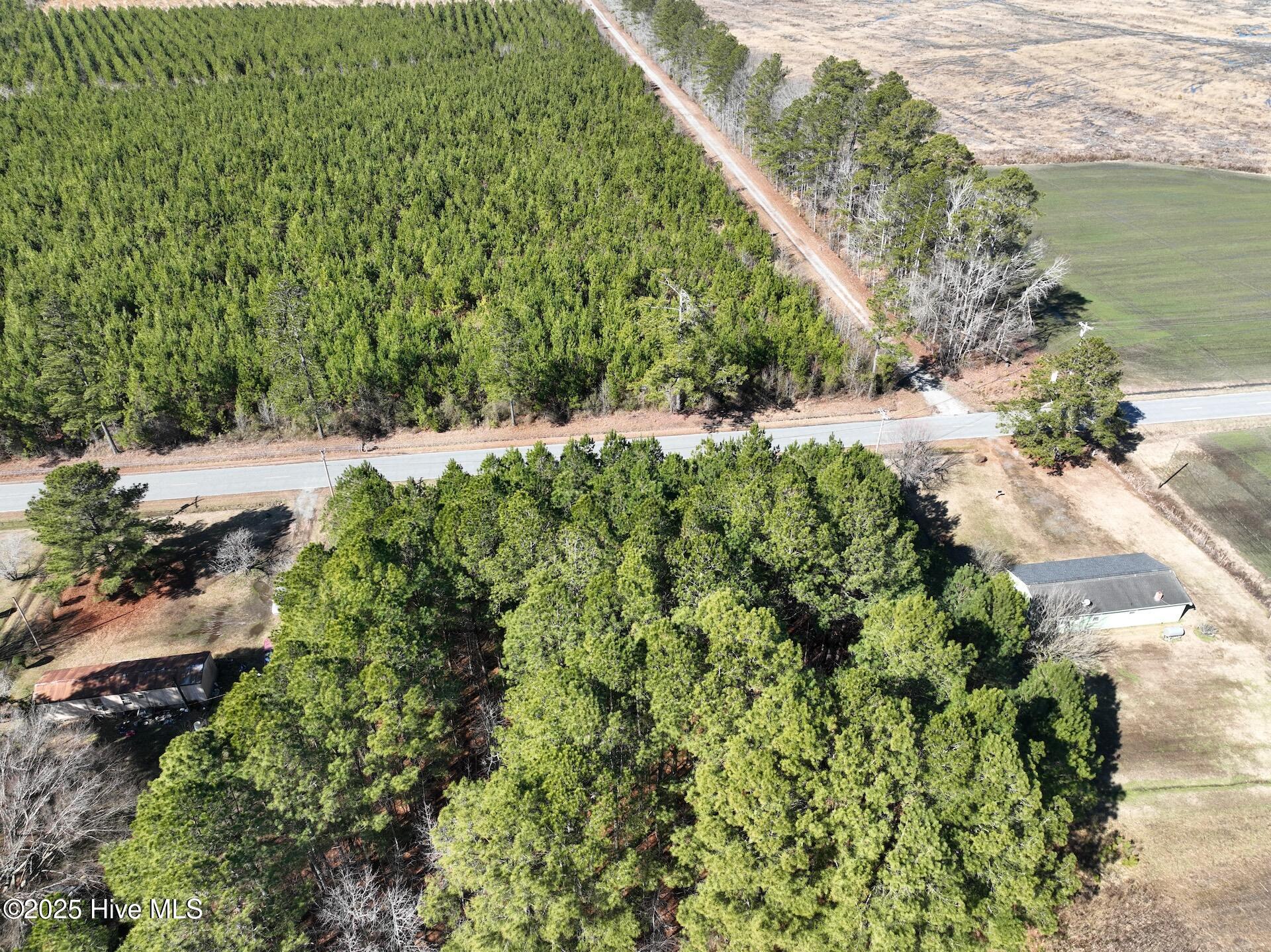 230 Middle Swamp Road Property Photo 13