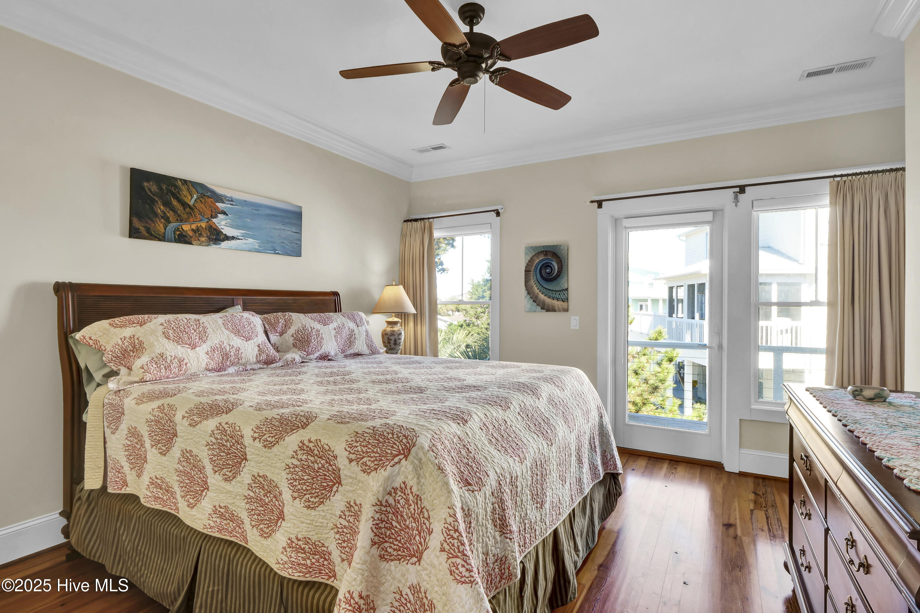 114 Leeward Court Property Photo 12