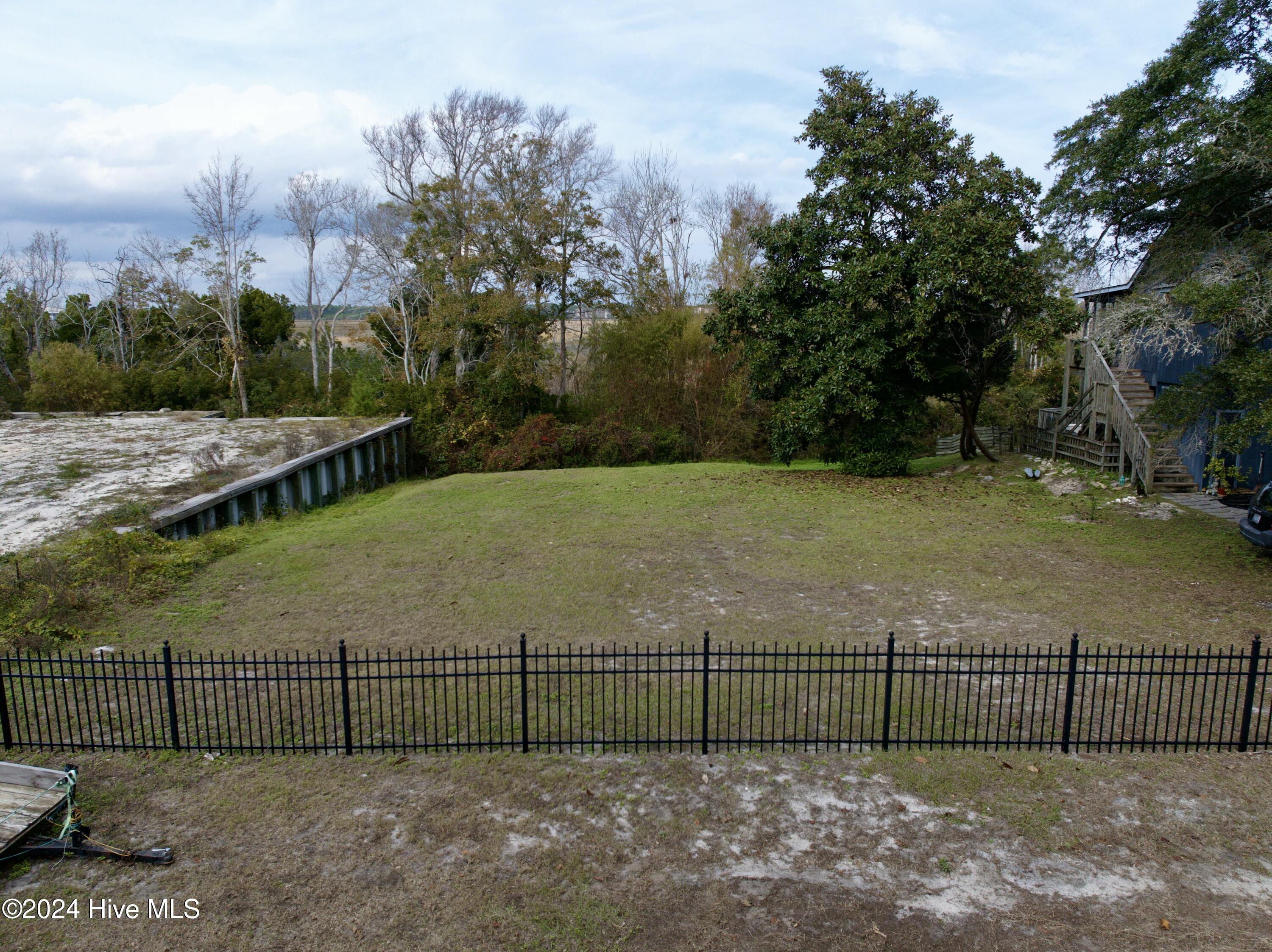 206 Elizabeth Drive Property Photo 1