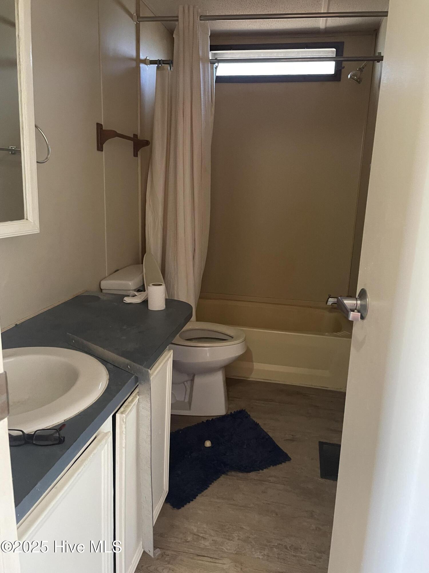 862 Wildwood Circle Property Photo 3
