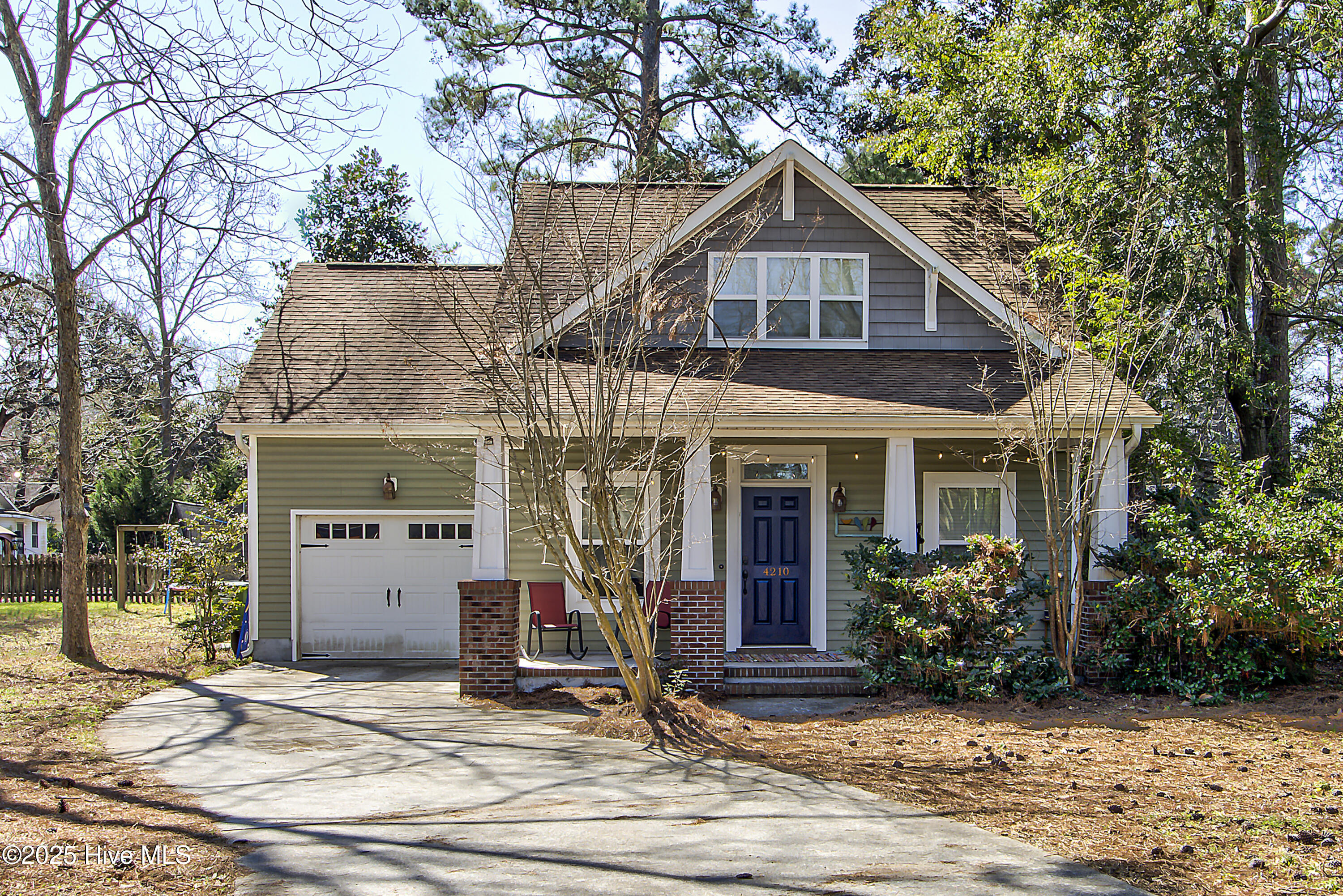 4210 Cedar Avenue Property Photo