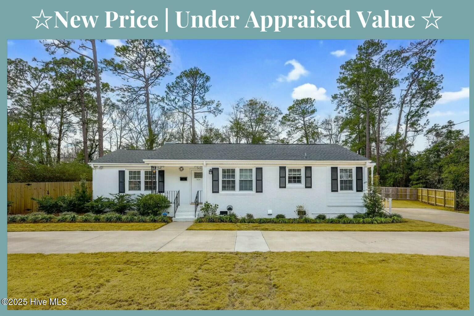 826 Colonial Drive Property Photo