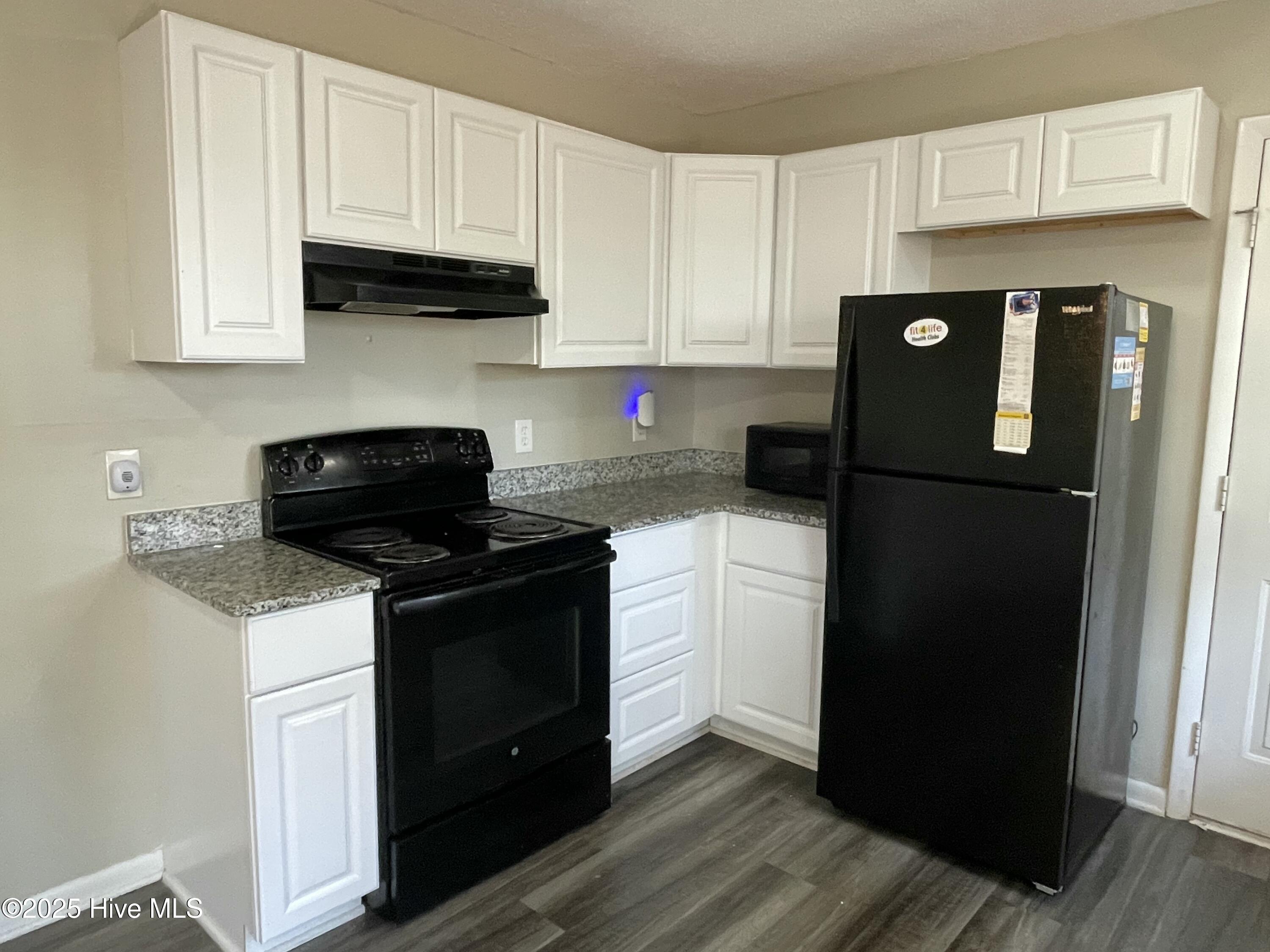 214 Eppingdale Drive Property Photo 4