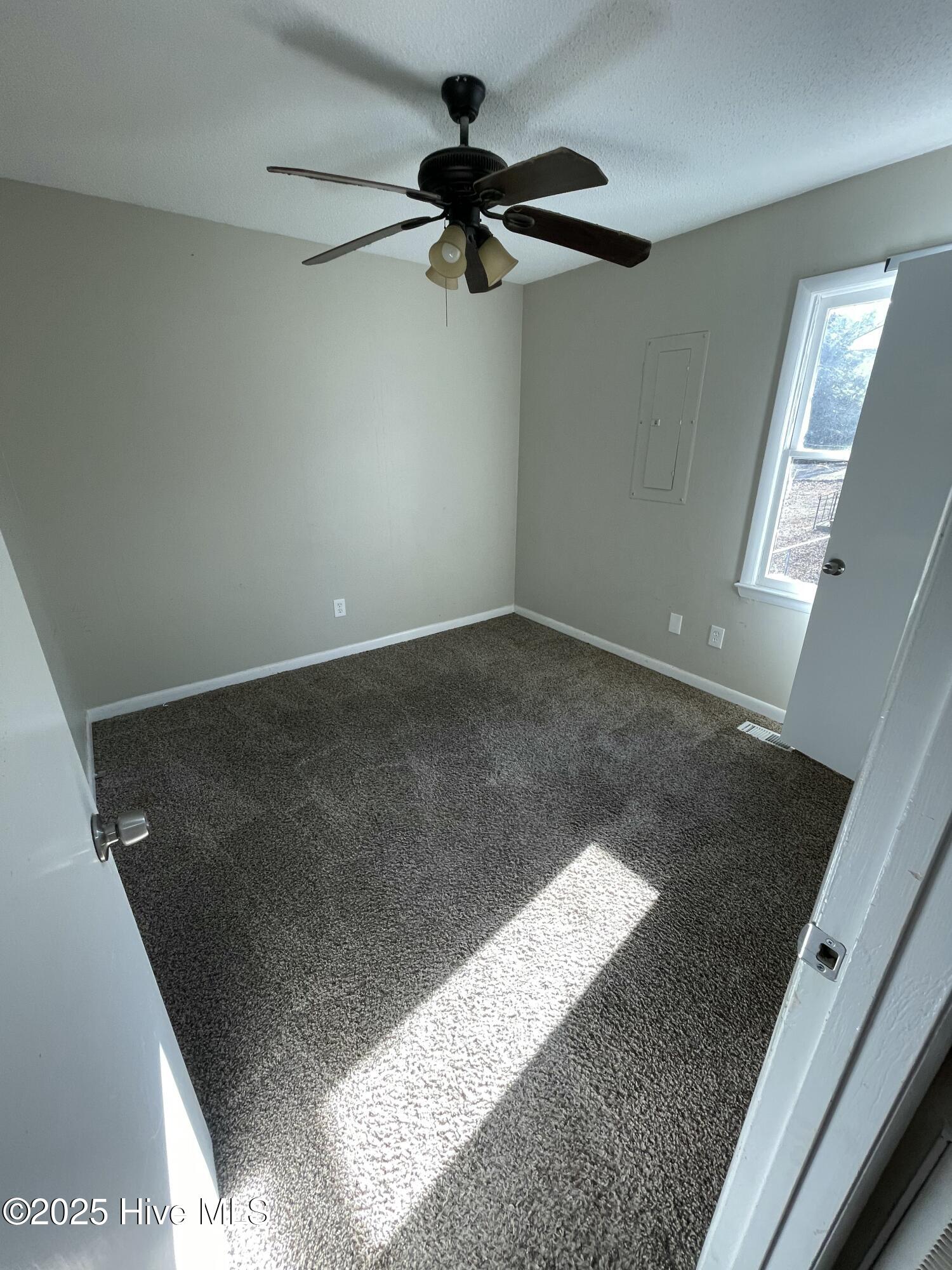 214 Eppingdale Drive Property Photo 11