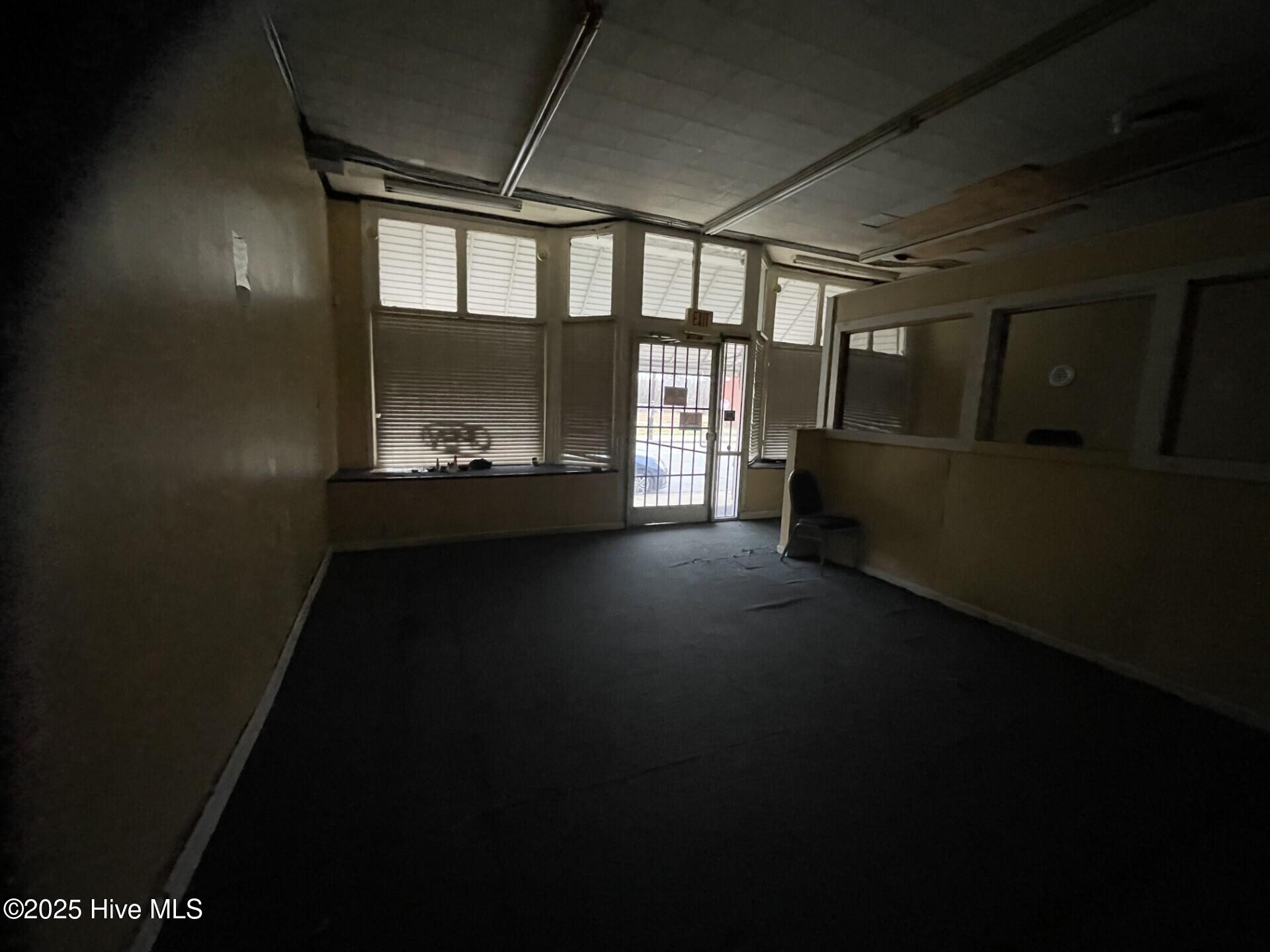 108 S Main Street Property Photo 11