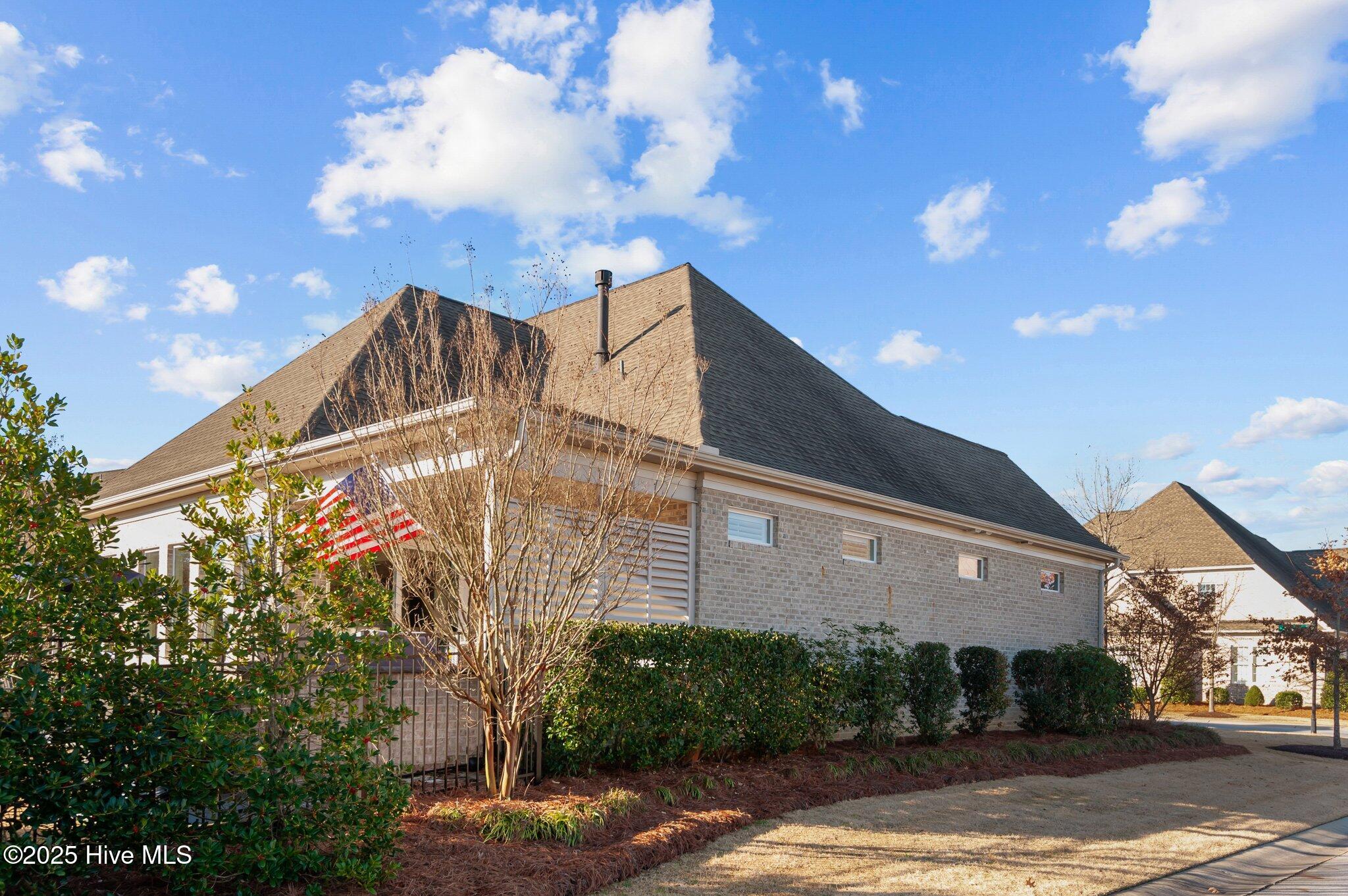3764 Ashford Place Property Photo 6