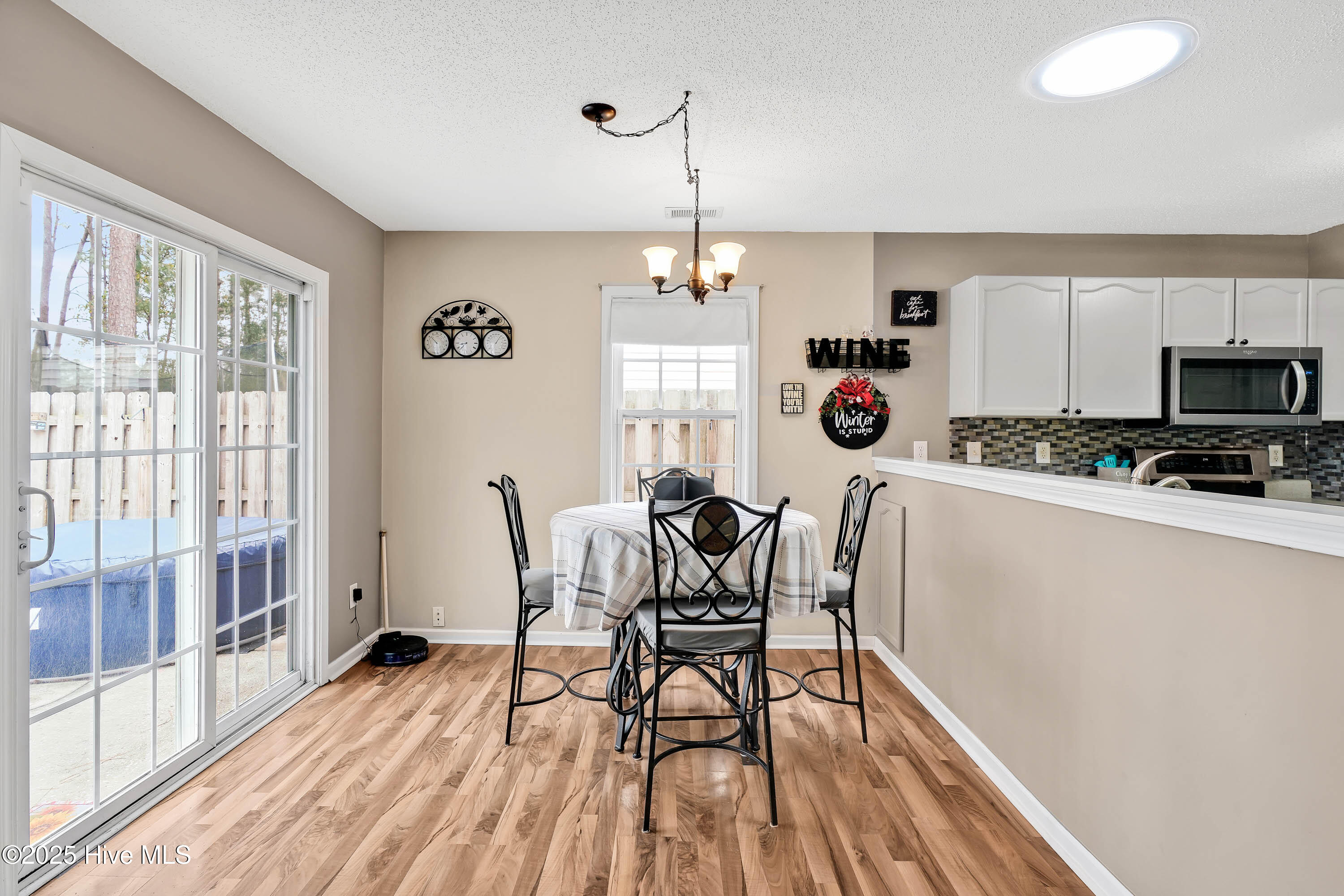 1130 Amber Pines Drive Property Photo 17