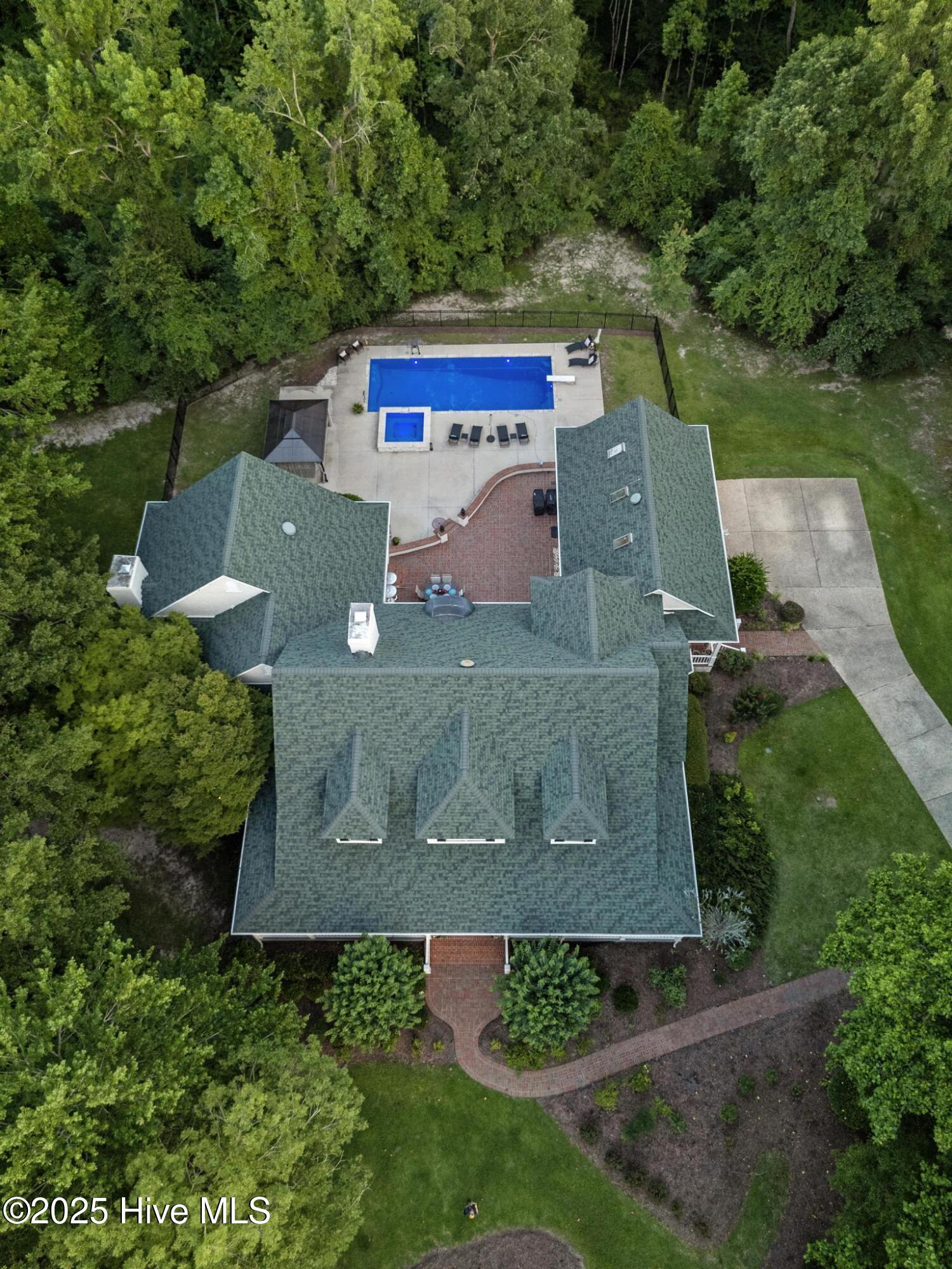 346 Royal Bluff Road Property Photo 9