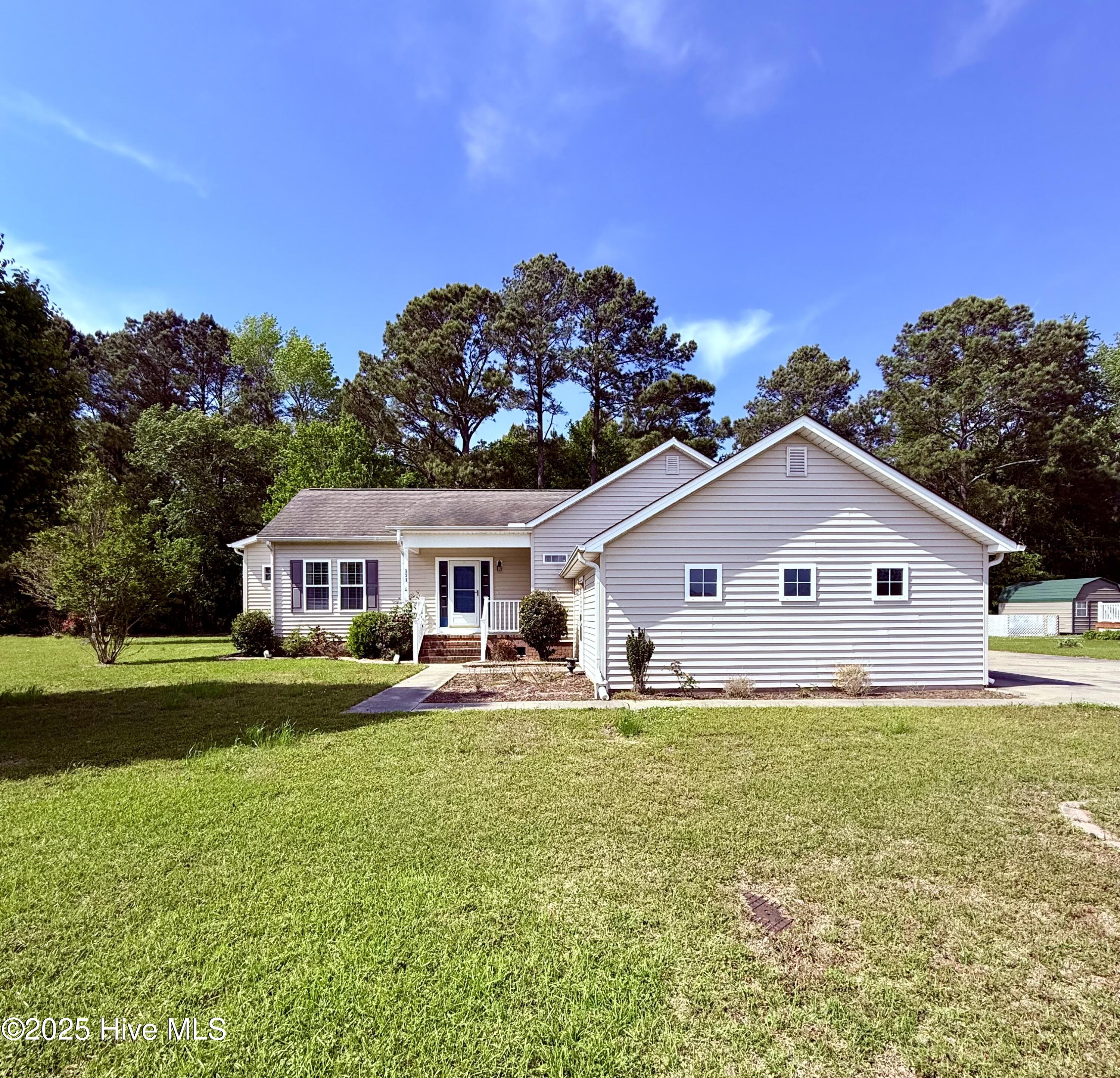 225 Adams Lane Property Photo 1