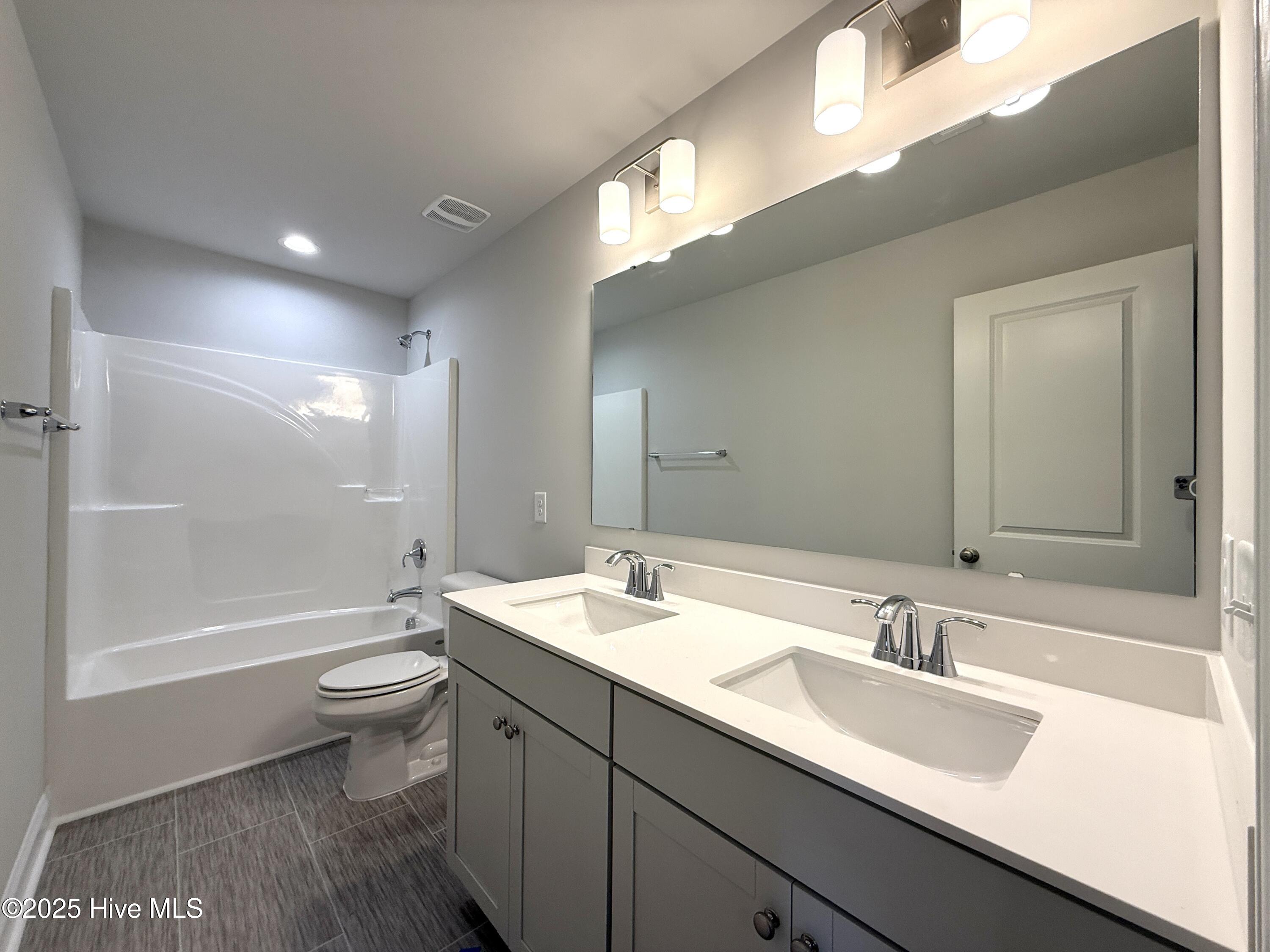 265 Harborwood Street Property Photo 24