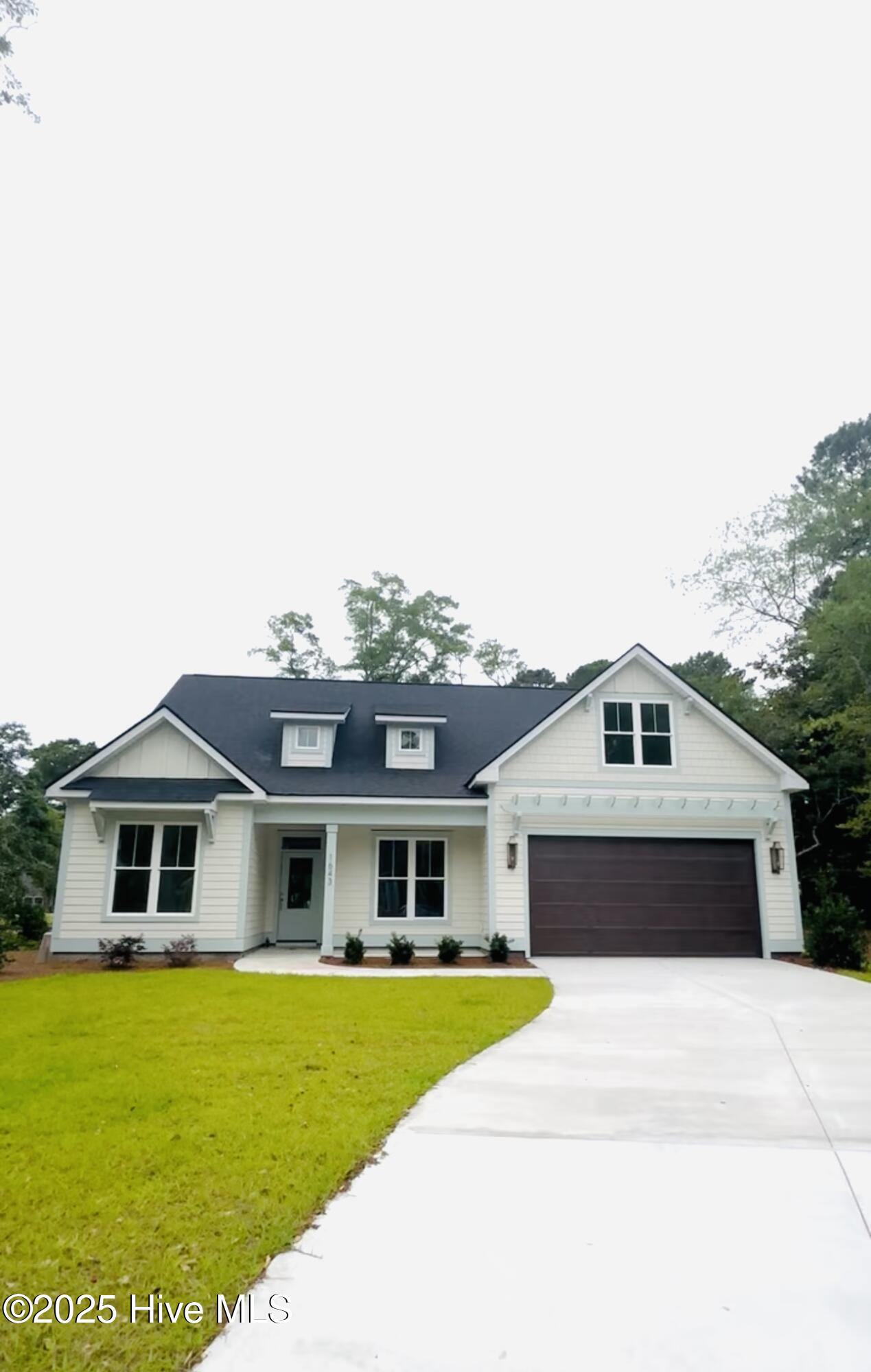 1643 Deerfield Drive