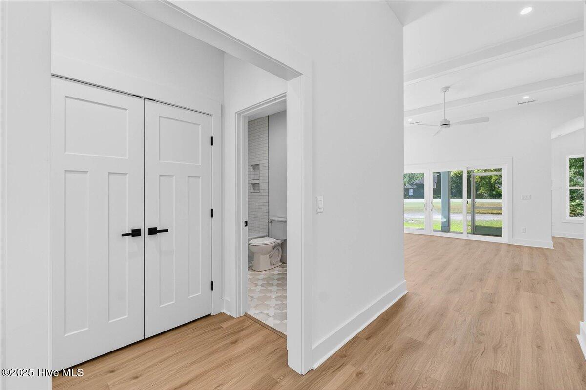 1643 Deerfield Drive Property Photo 5