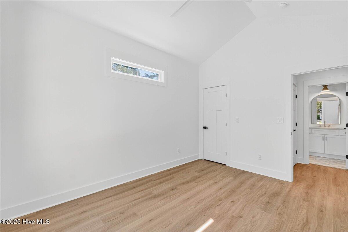 1643 Deerfield Drive Property Photo 8