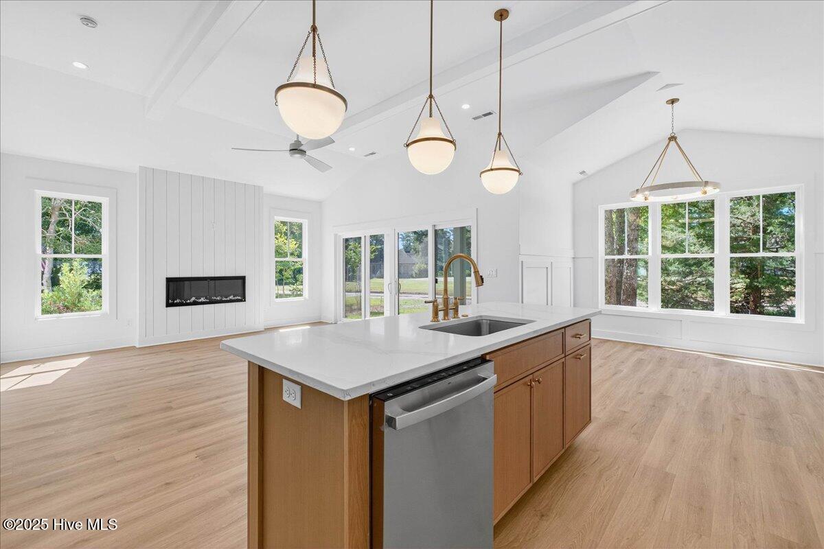 1643 Deerfield Drive Property Photo 22