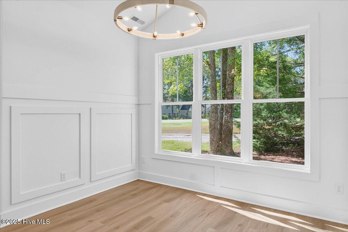 1643 Deerfield Drive Property Photo 24