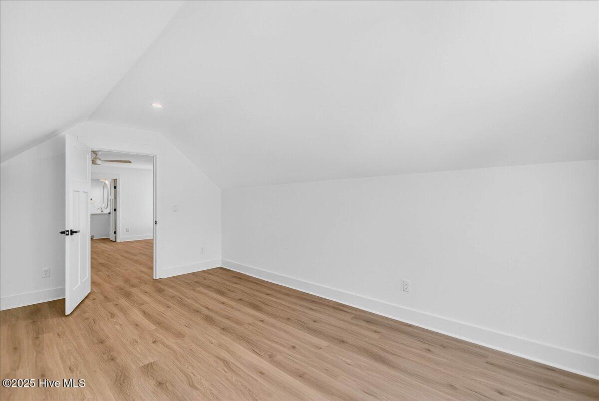 1643 Deerfield Drive Property Photo 39