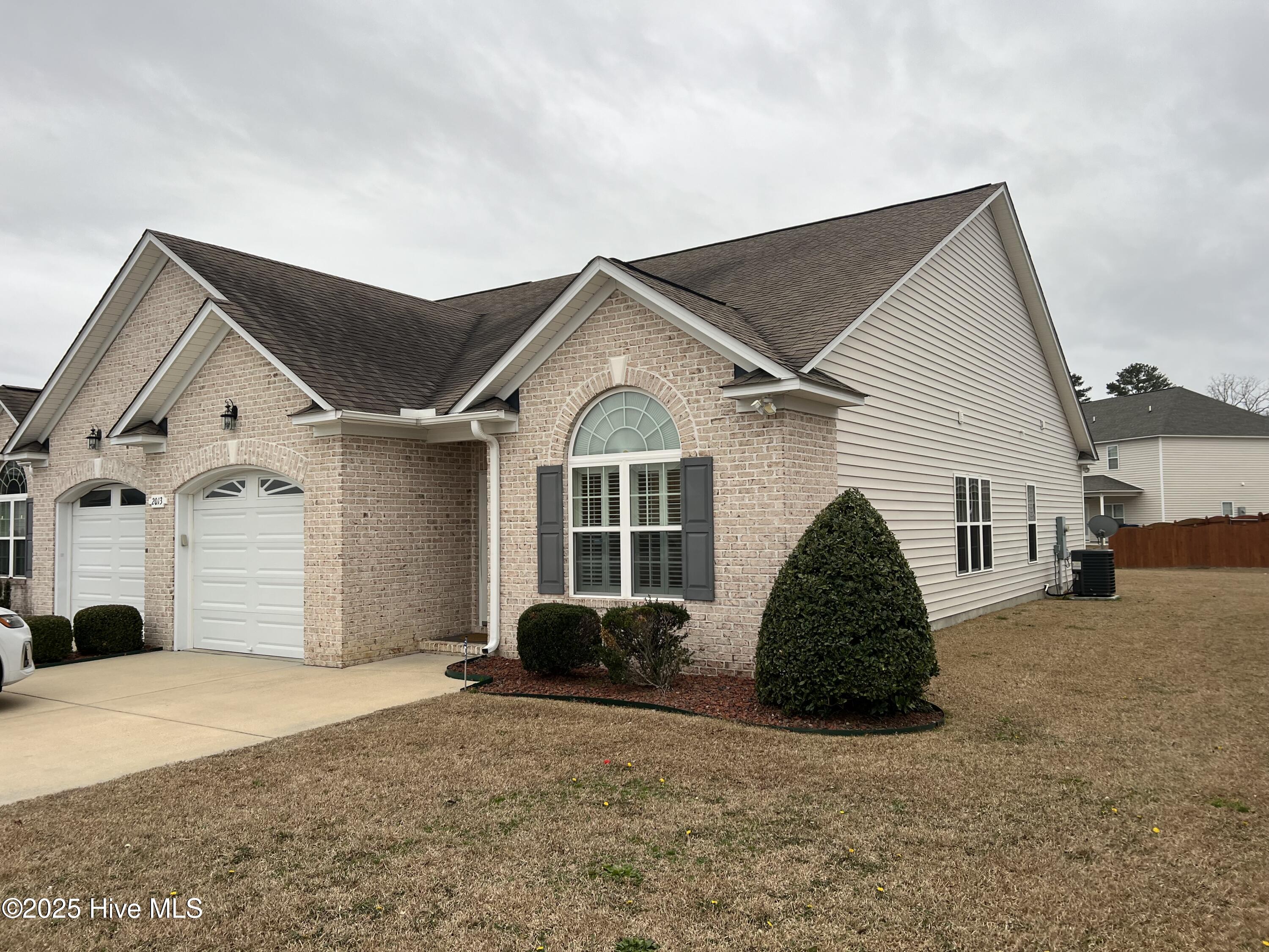 2013 Croyden Circle Property Photo