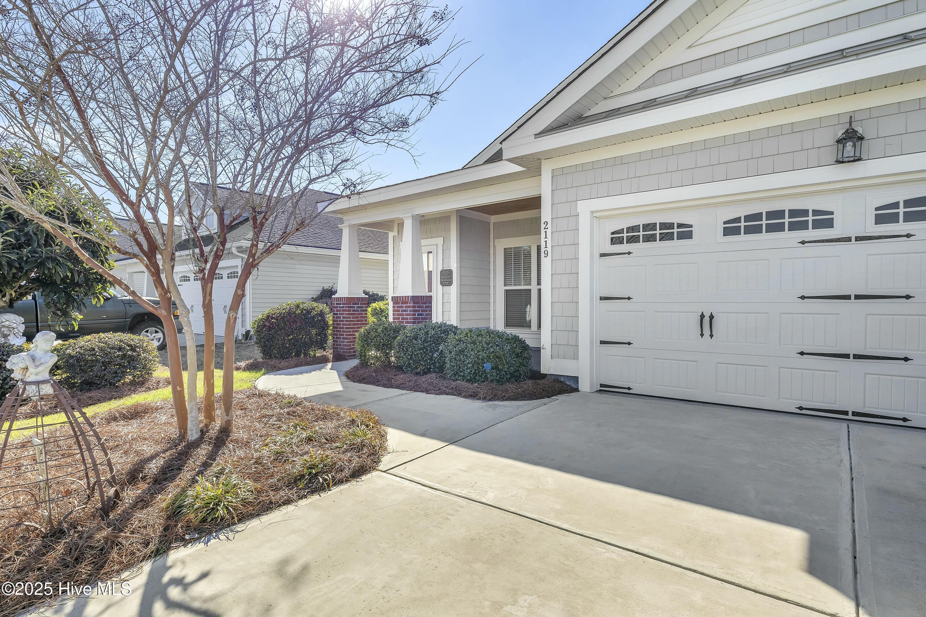 2119 Maple Leaf Drive Property Photo 3