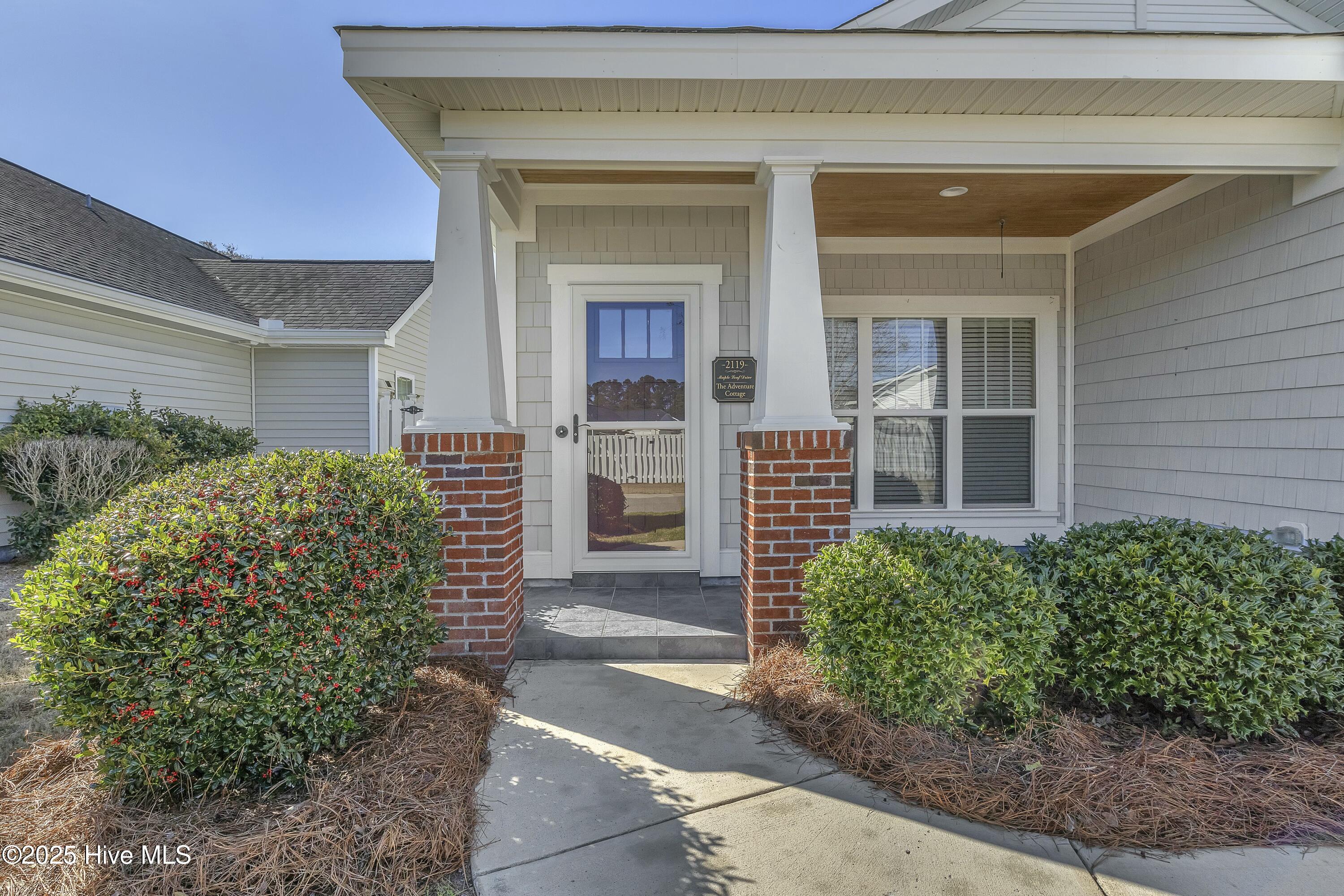 2119 Maple Leaf Drive Property Photo 6