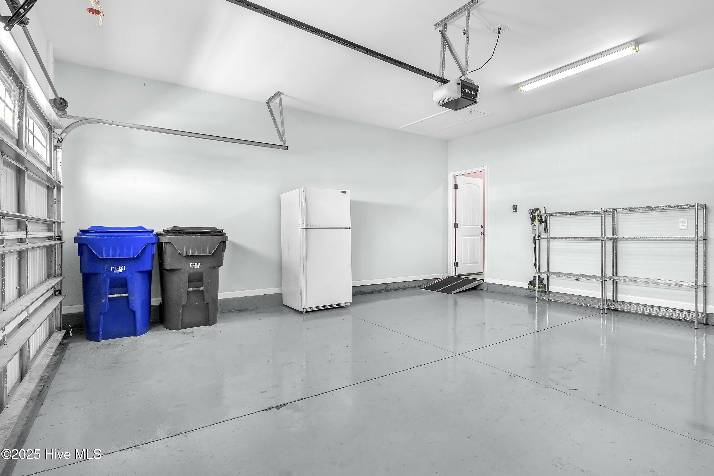 2119 Maple Leaf Drive Property Photo 22