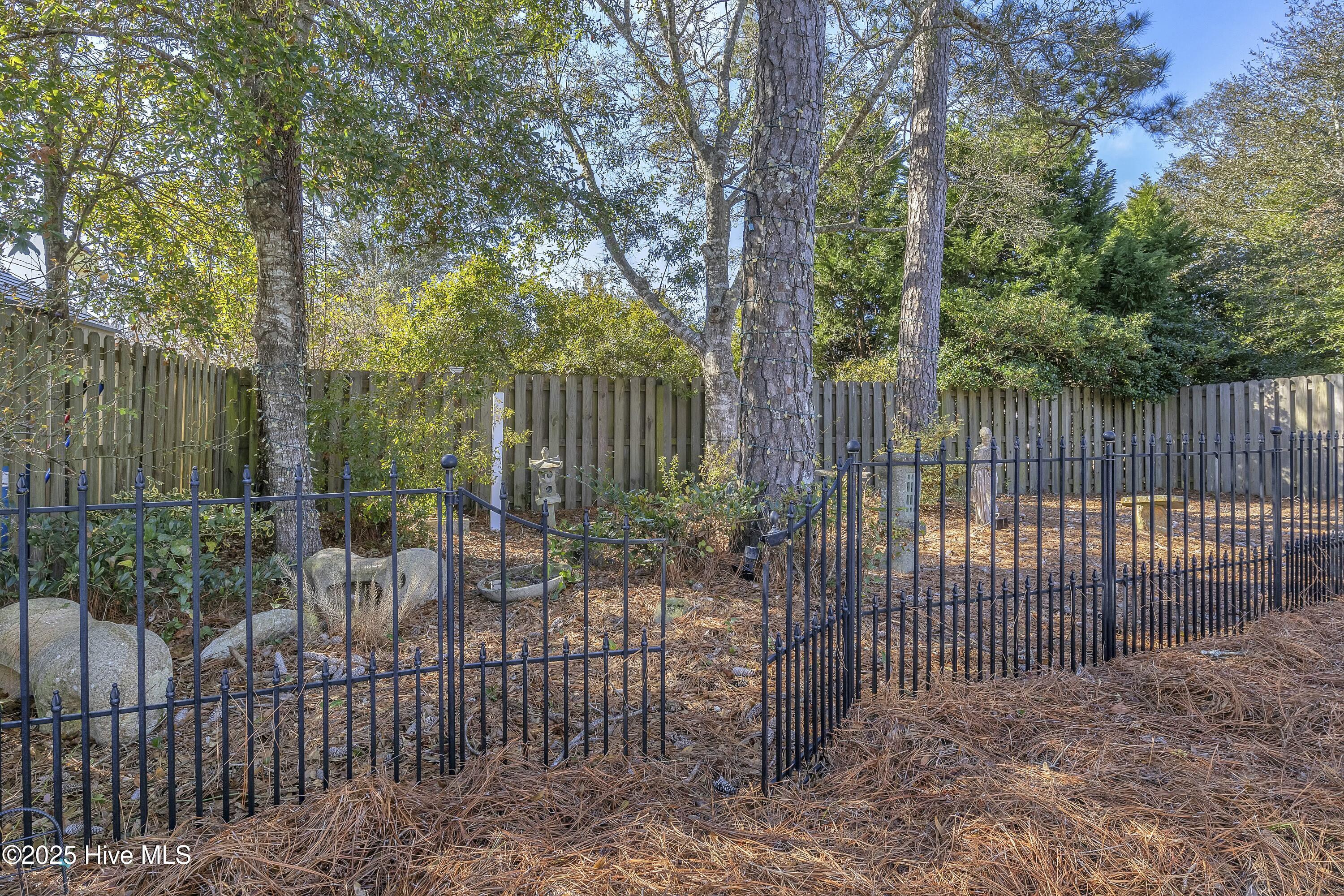 2119 Maple Leaf Drive Property Photo 43