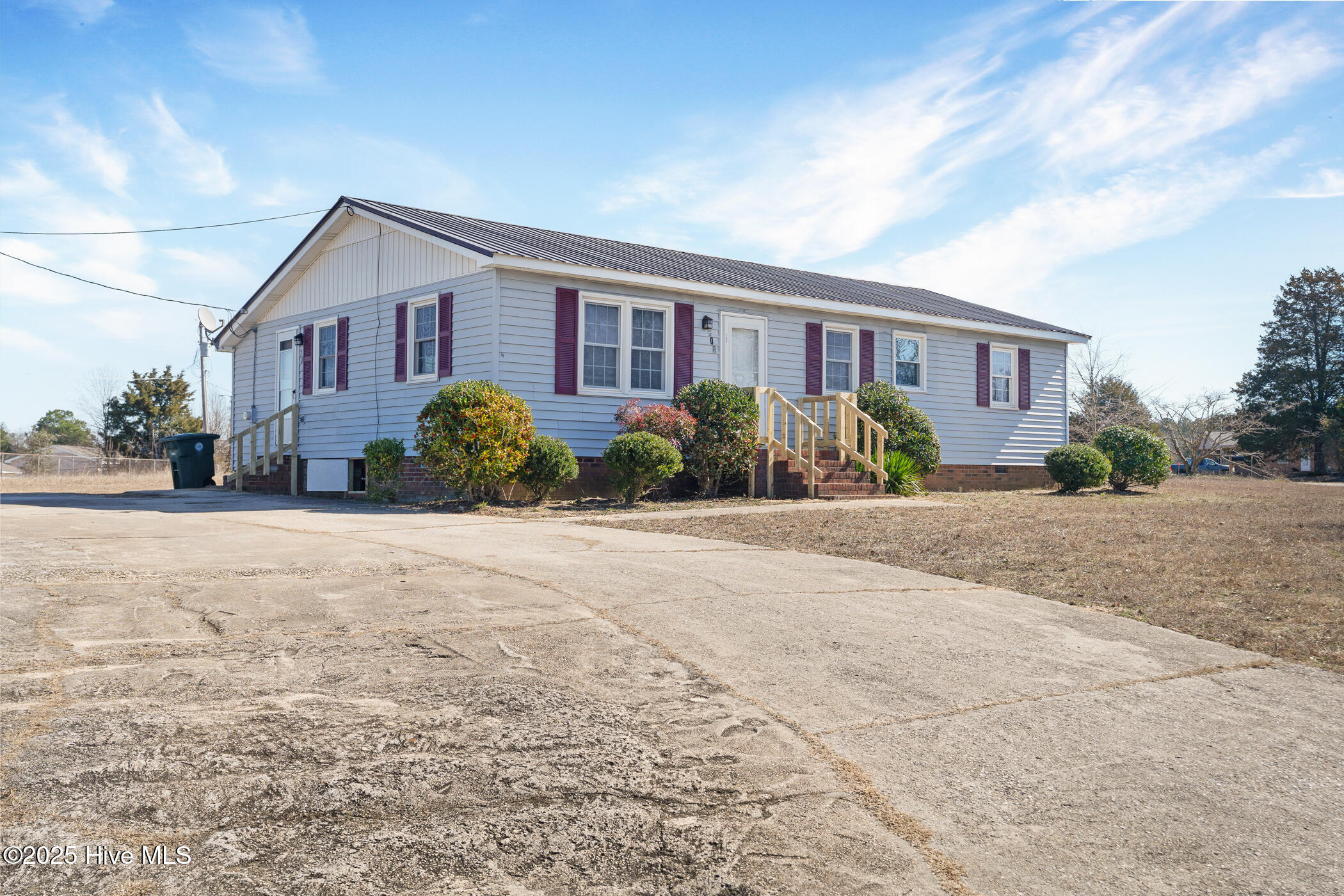108 Ellenton Avenue Property Photo