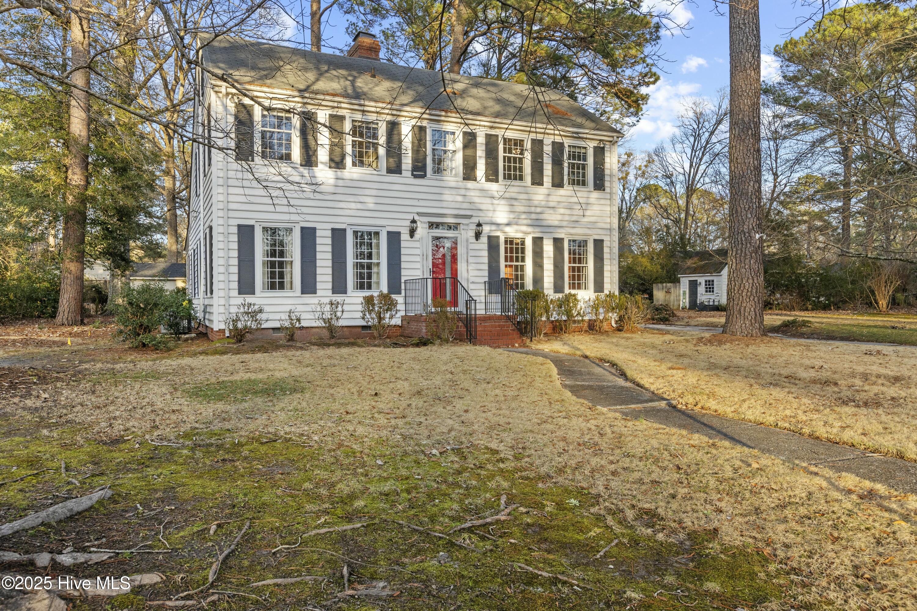 1607 E Canal Street Property Photo