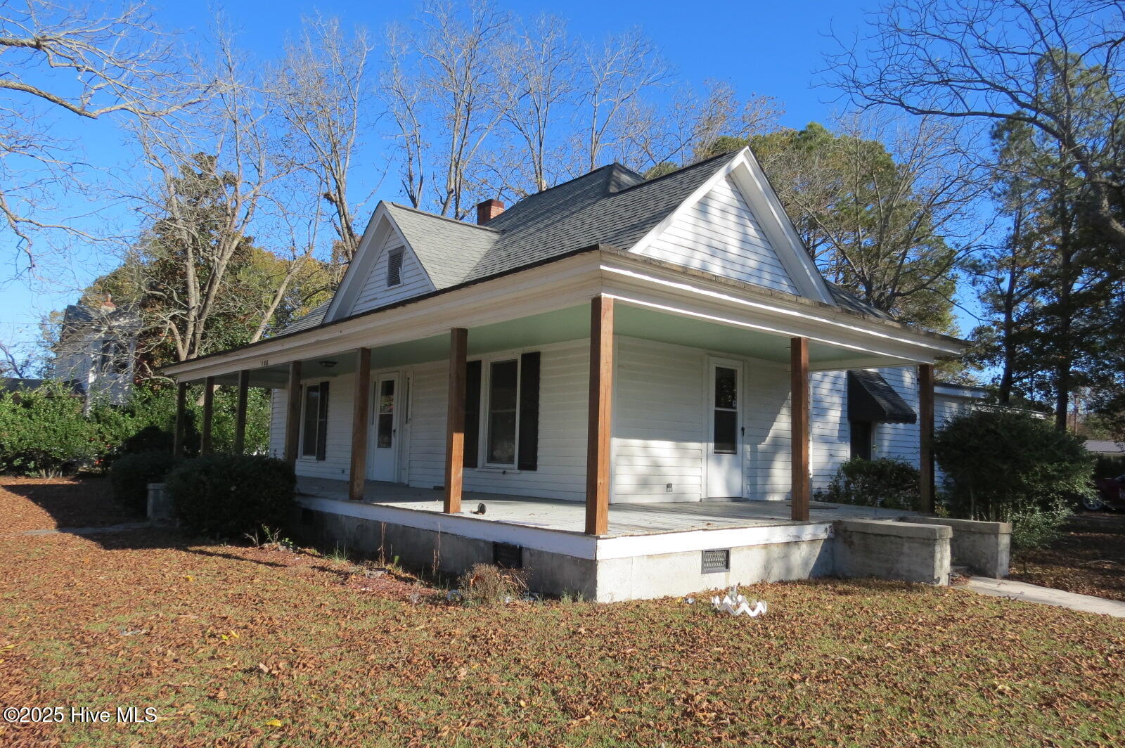 108 S Grimes Street Property Photo 1