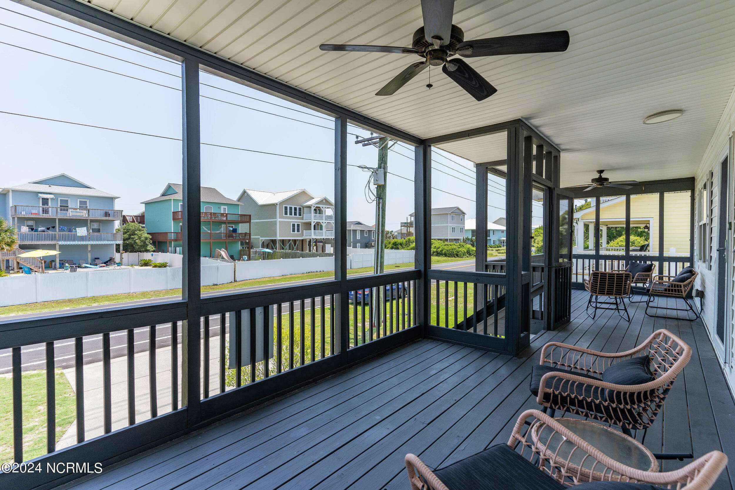 1135 S Topsail Drive Property Photo 6