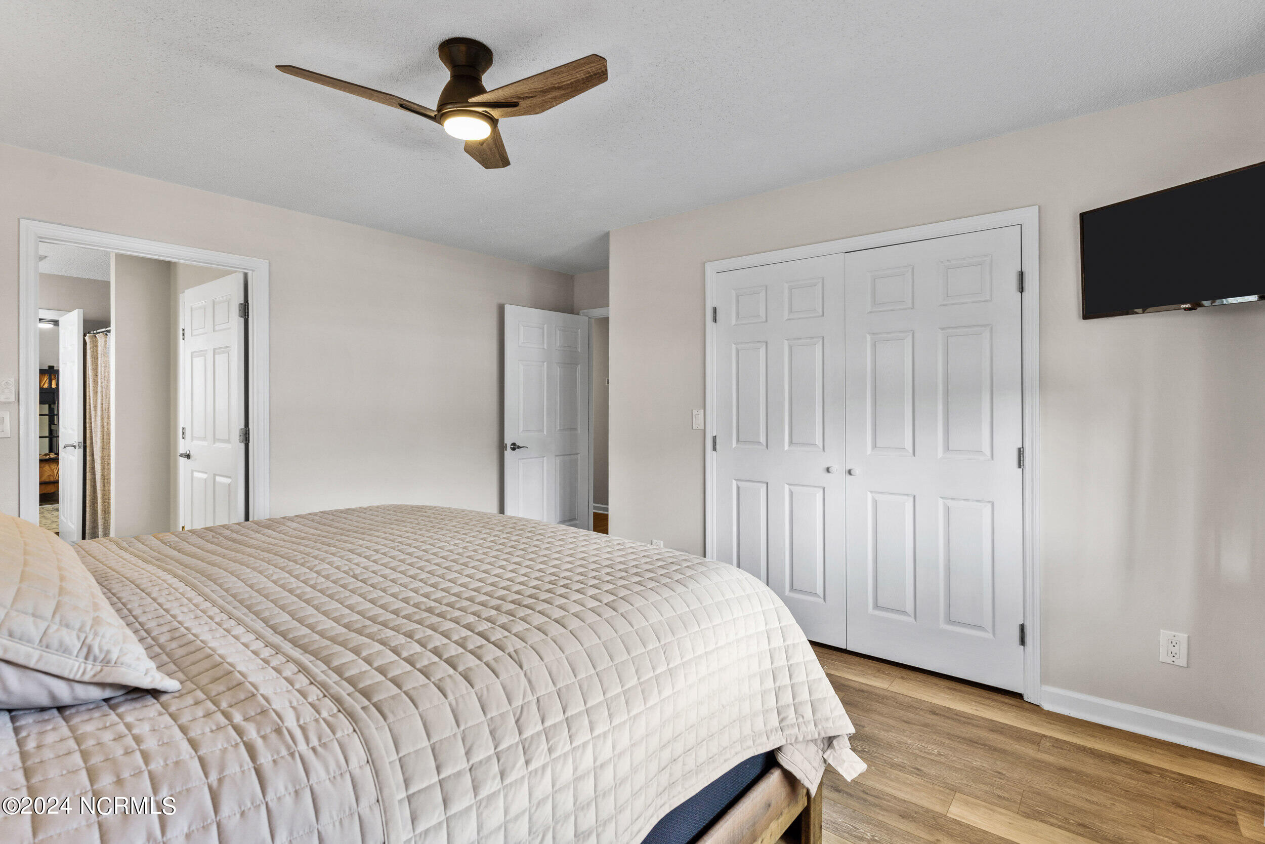 1135 S Topsail Drive Property Photo 26