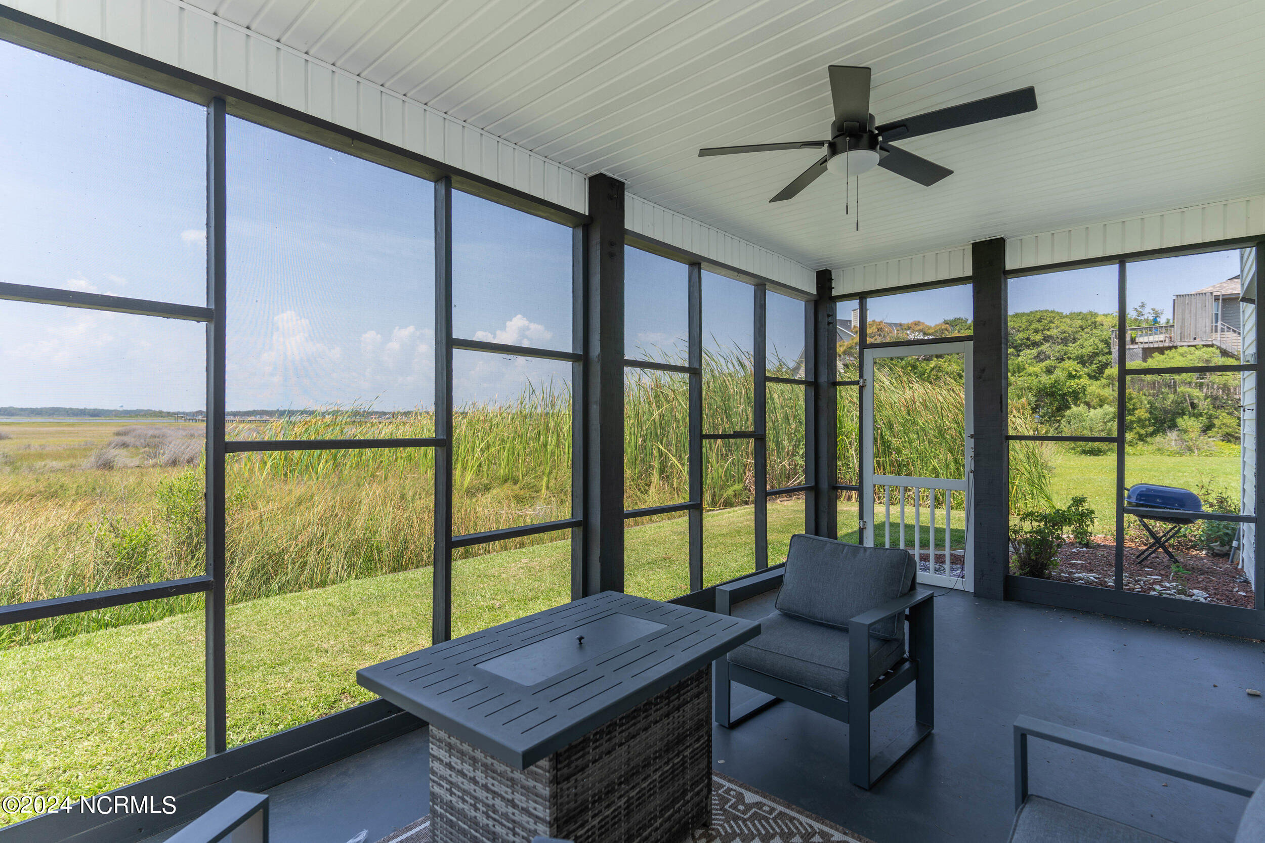 1135 S Topsail Drive Property Photo 42