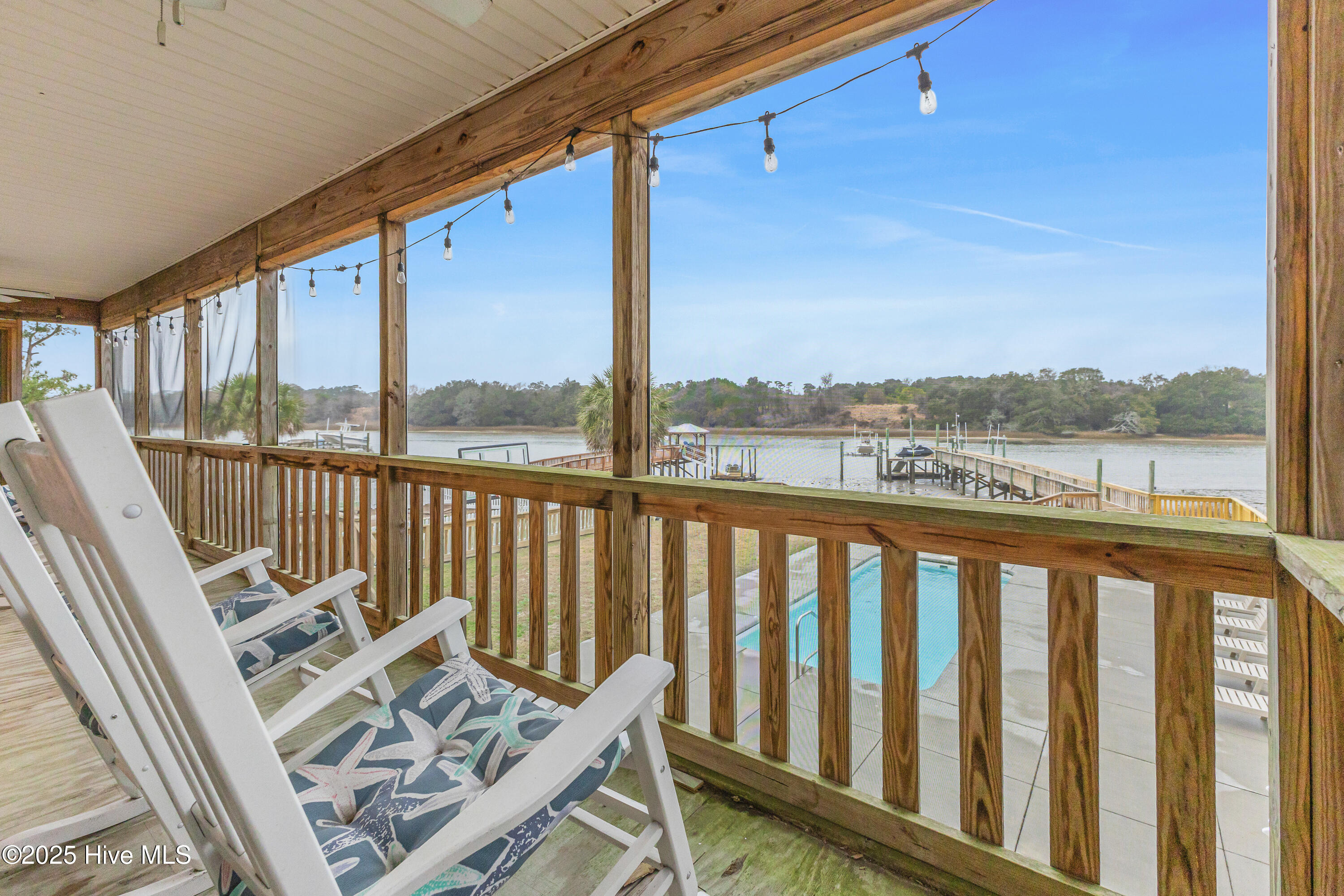 1402 W Yacht Drive Property Photo 6