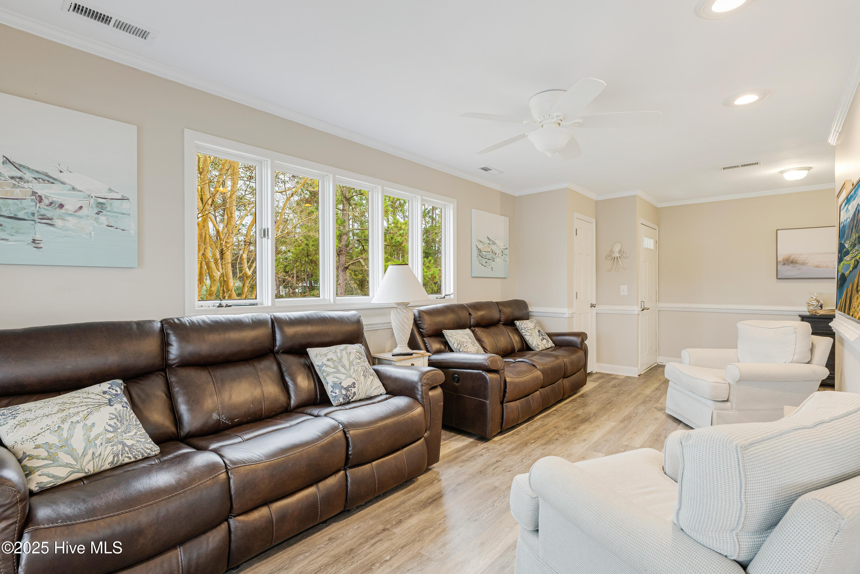 1402 W Yacht Drive Property Photo 8