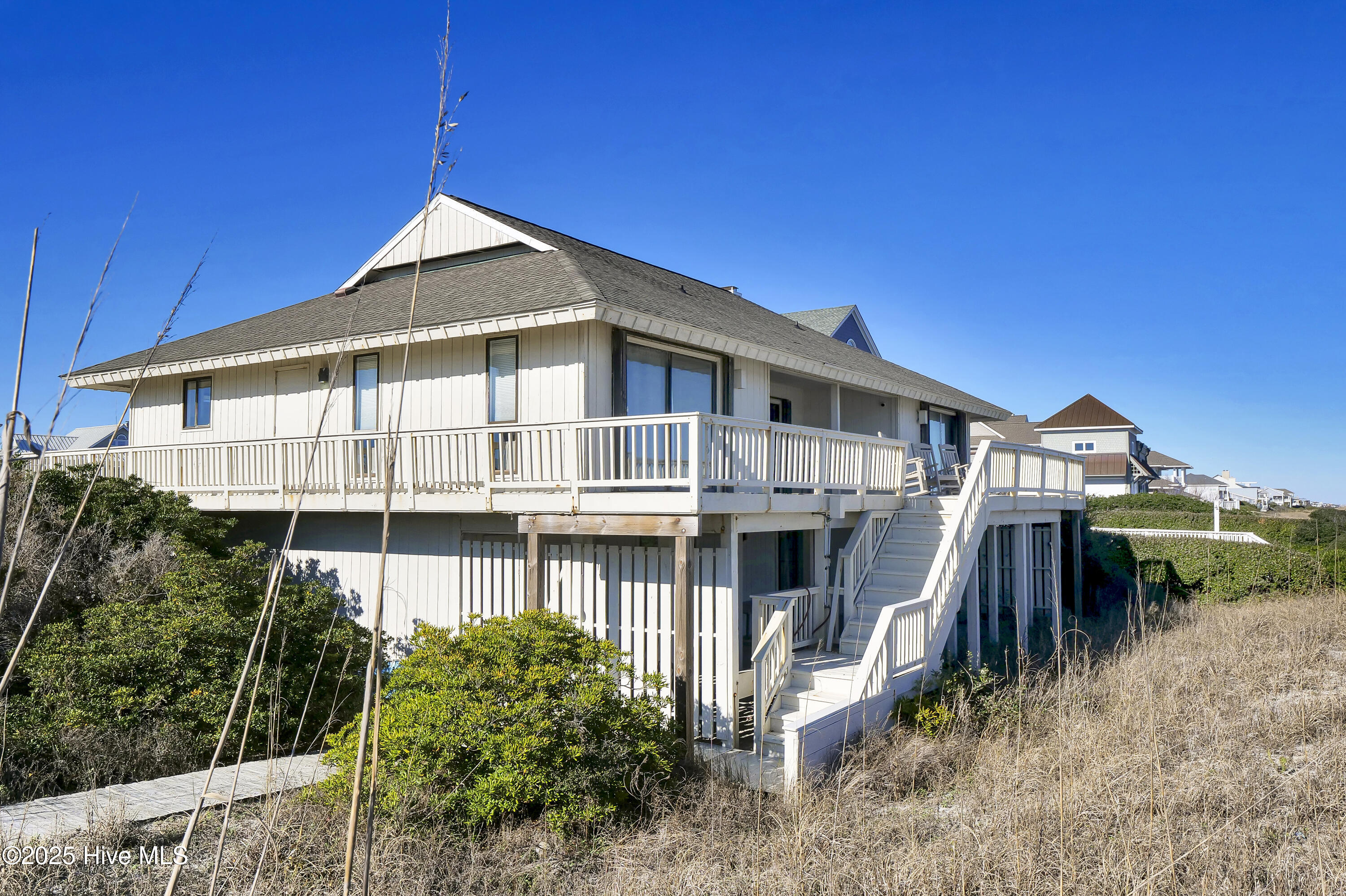 138 Beach Road Property Photo 4