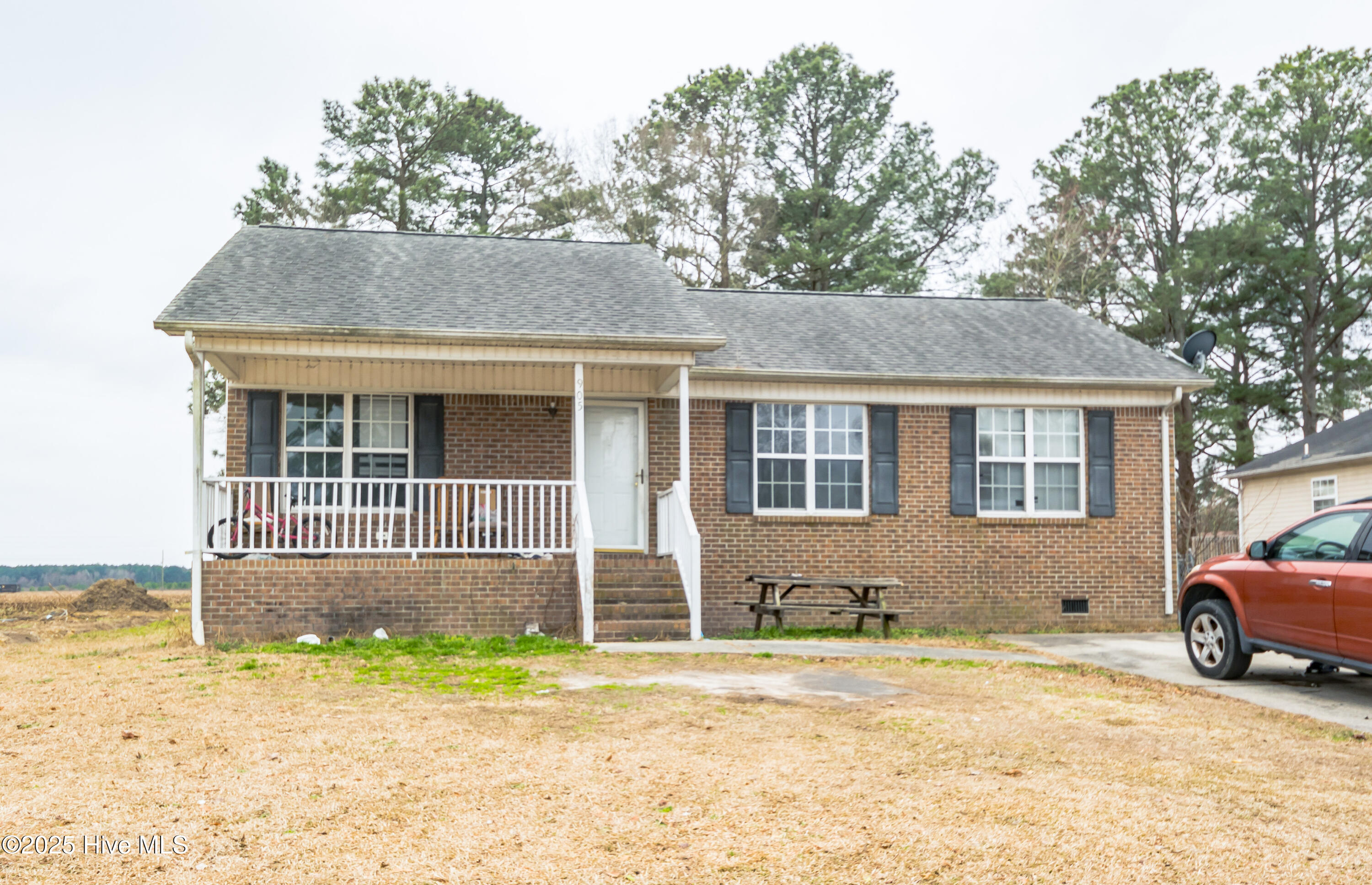 905 Paylor Drive Property Photo