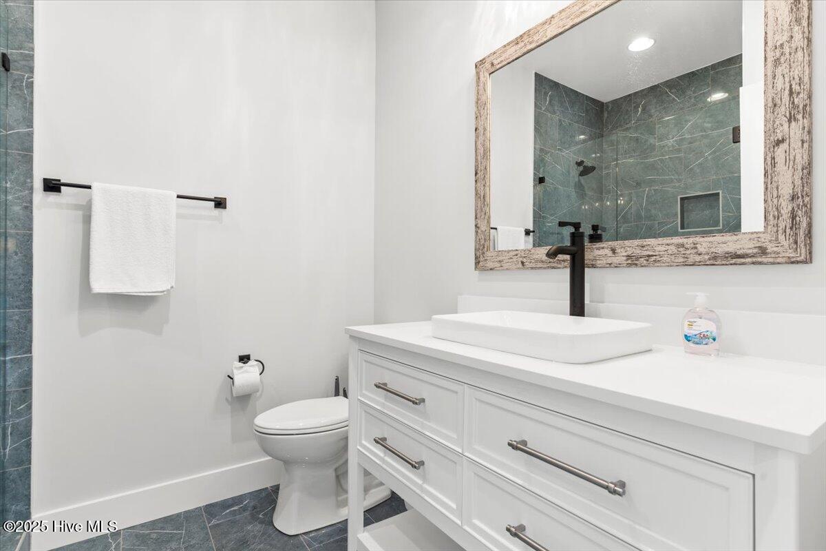 409 E Fourth Street Property Photo 61