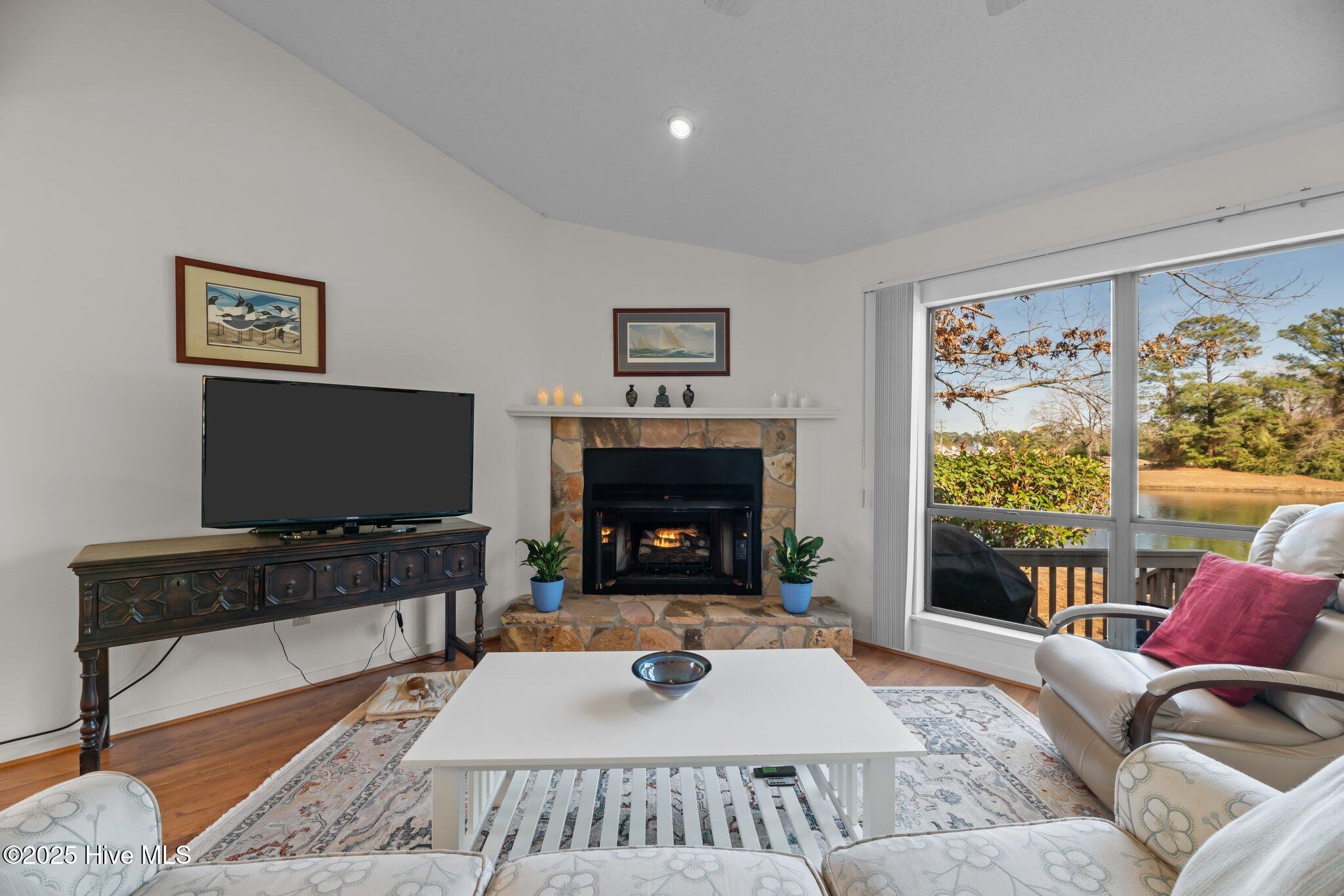 7402 Windward Drive Property Photo 9