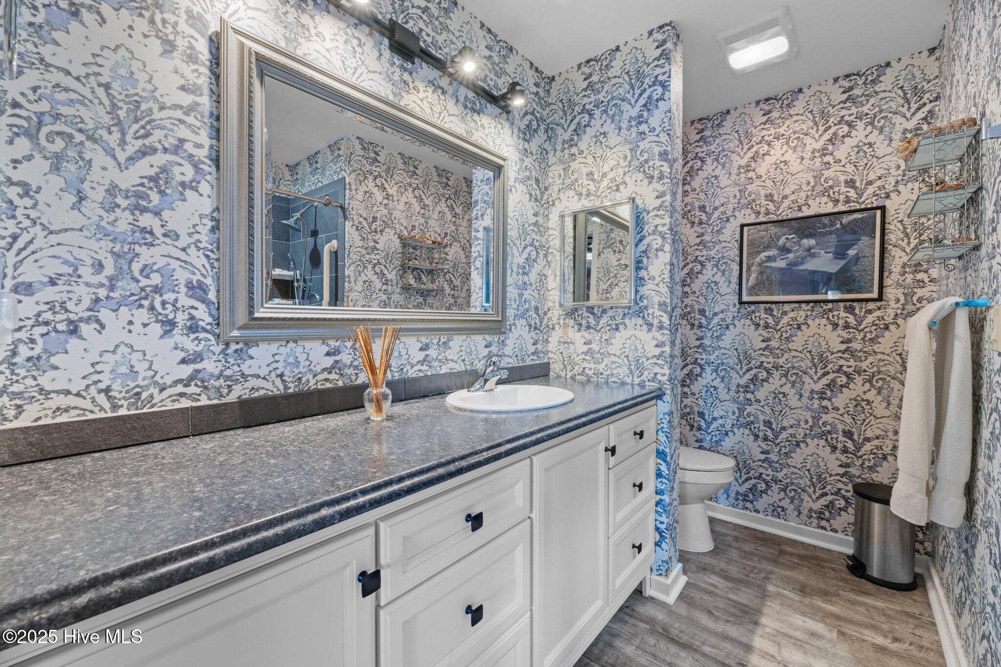 7402 Windward Drive Property Photo 16