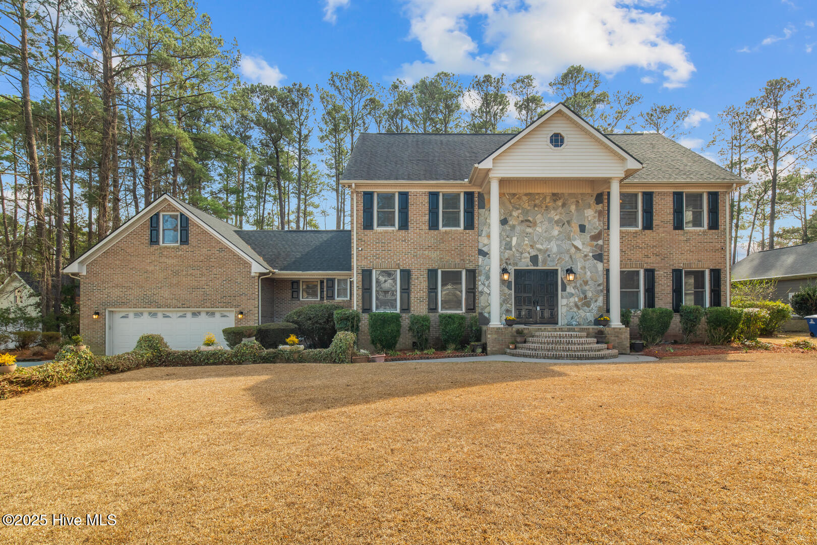 Country Club Acres Real Estate Listings Main Image