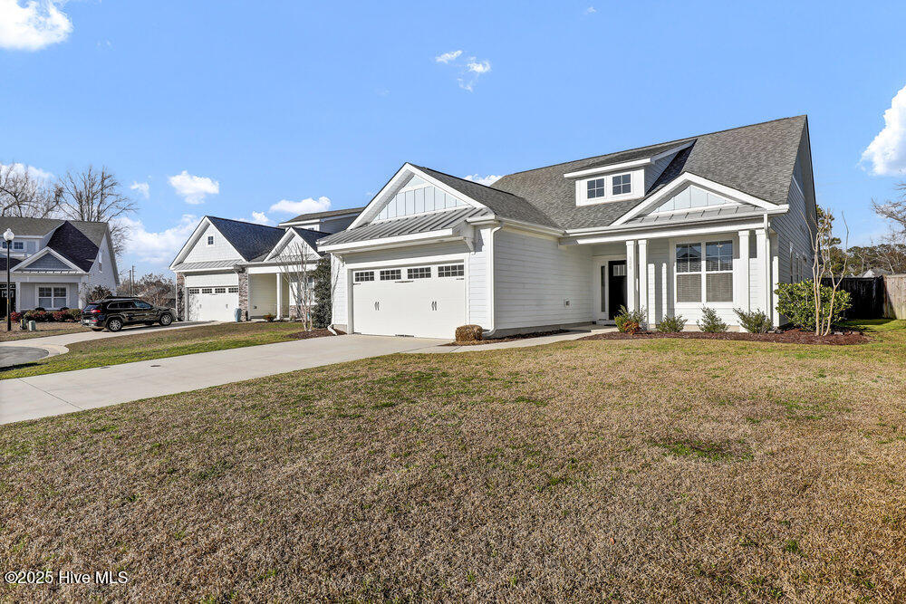 124 N Lamplighters Walk Property Photo 3