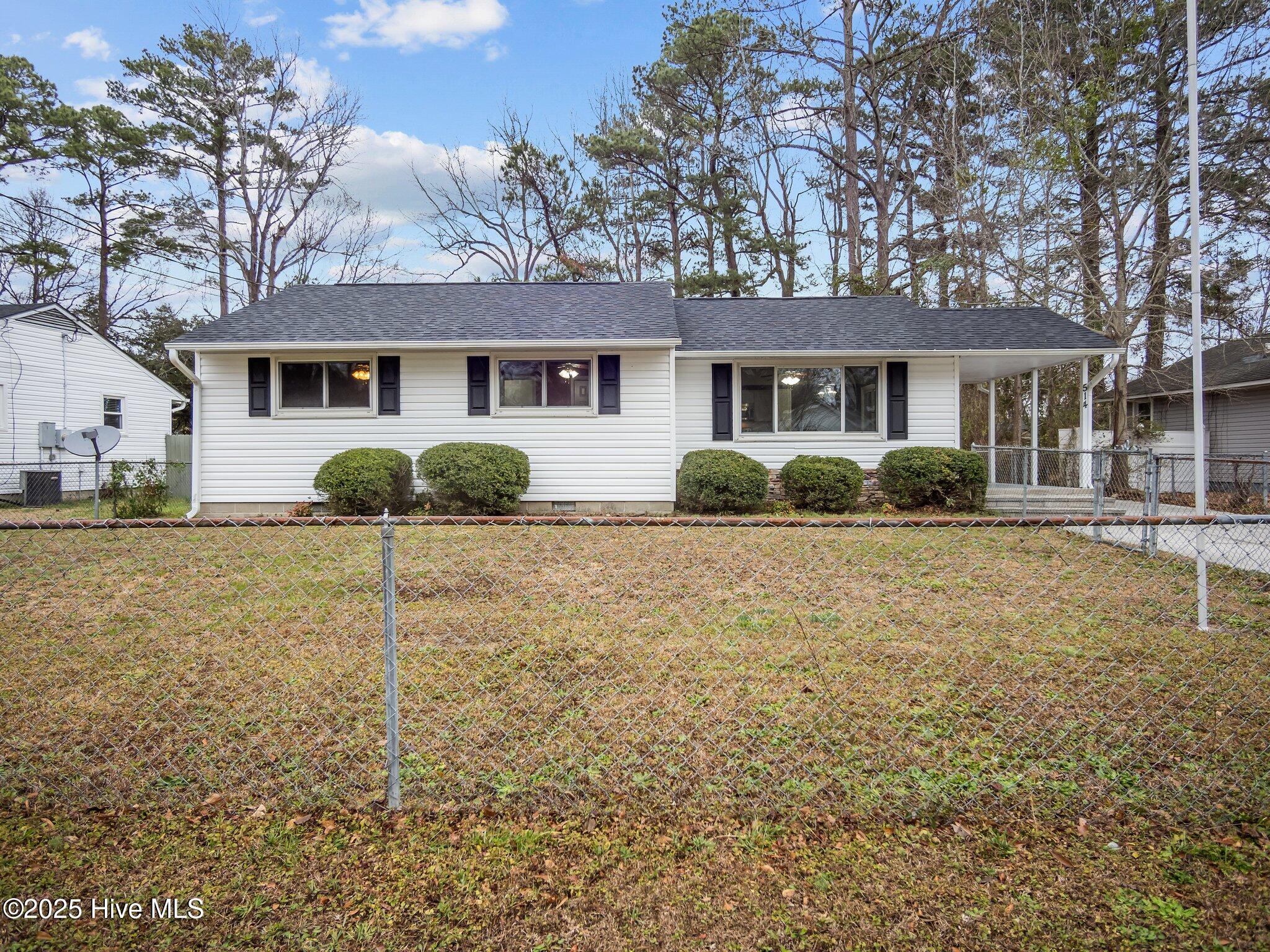 514 Oak Lane Property Photo