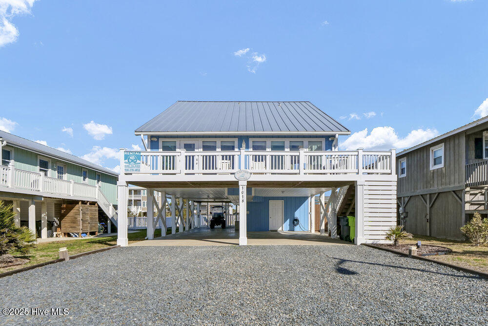 1018 W Beach Drive Property Photo