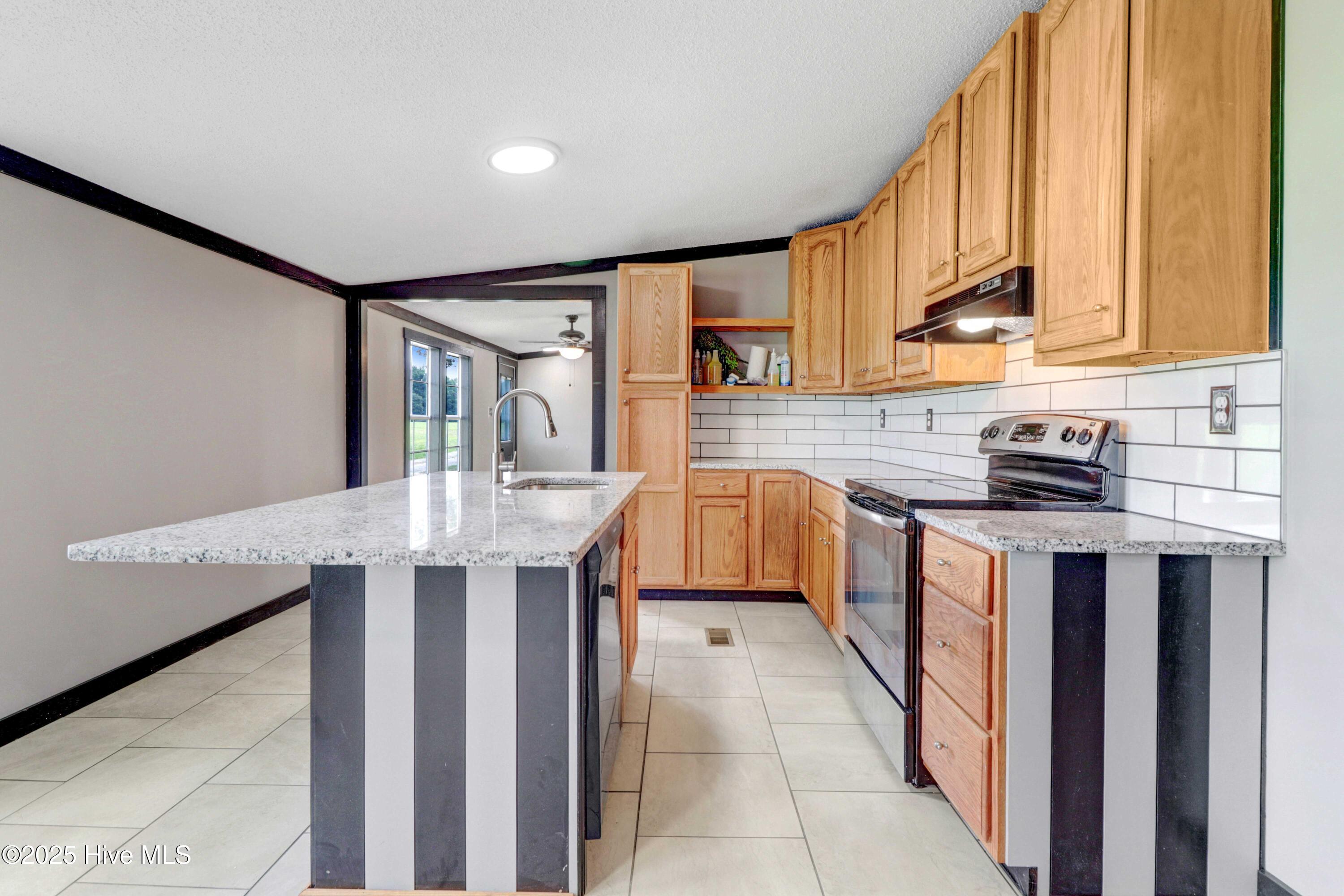 180 Oliver Herring Road Property Photo 10