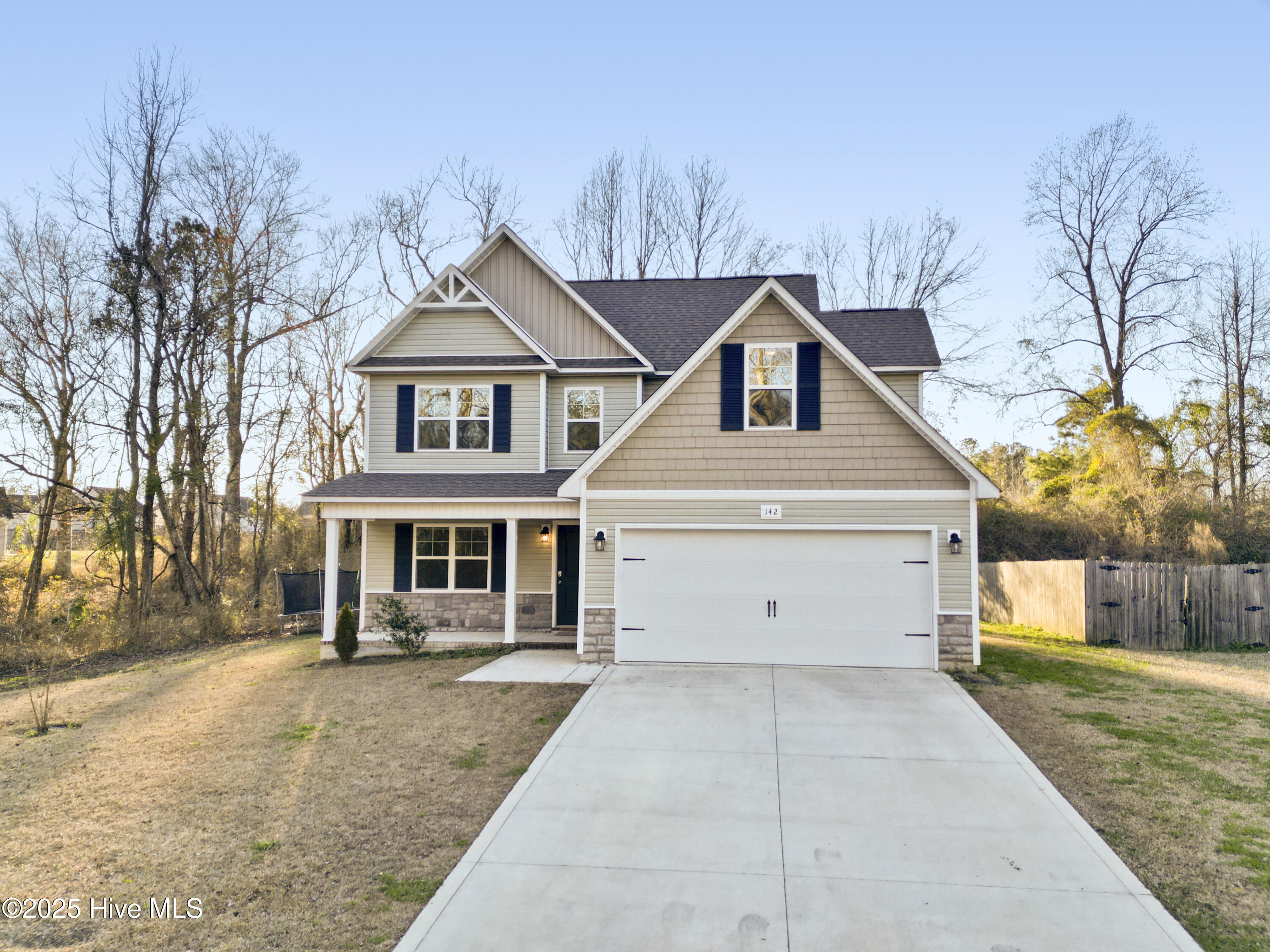142 Hawks Point Road Property Photo 1