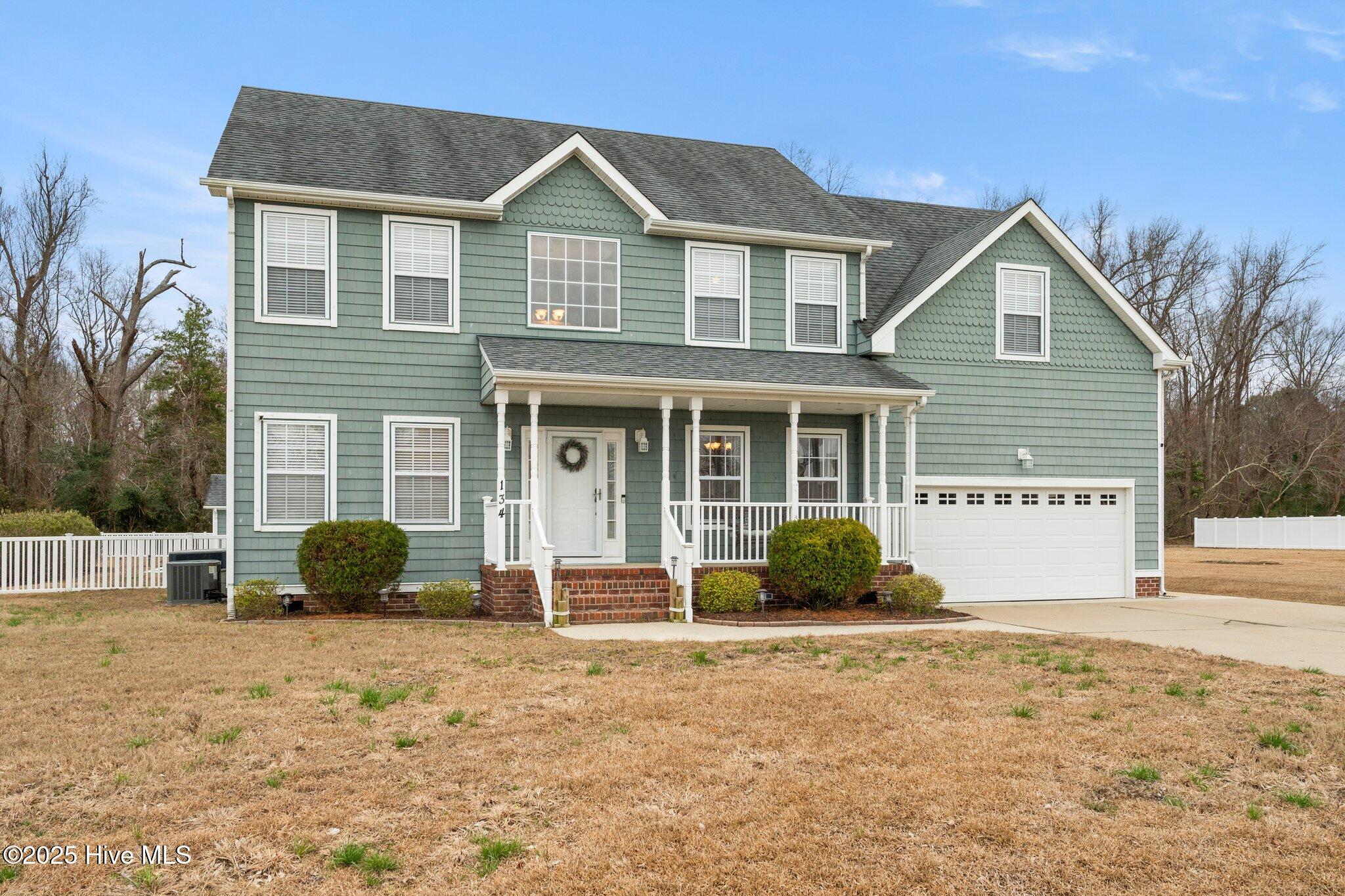 134 Mariners Way Property Photo