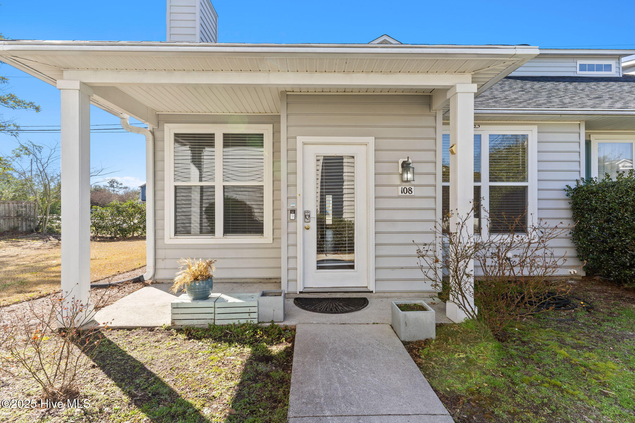 321 S Kerr Avenue Unit 108