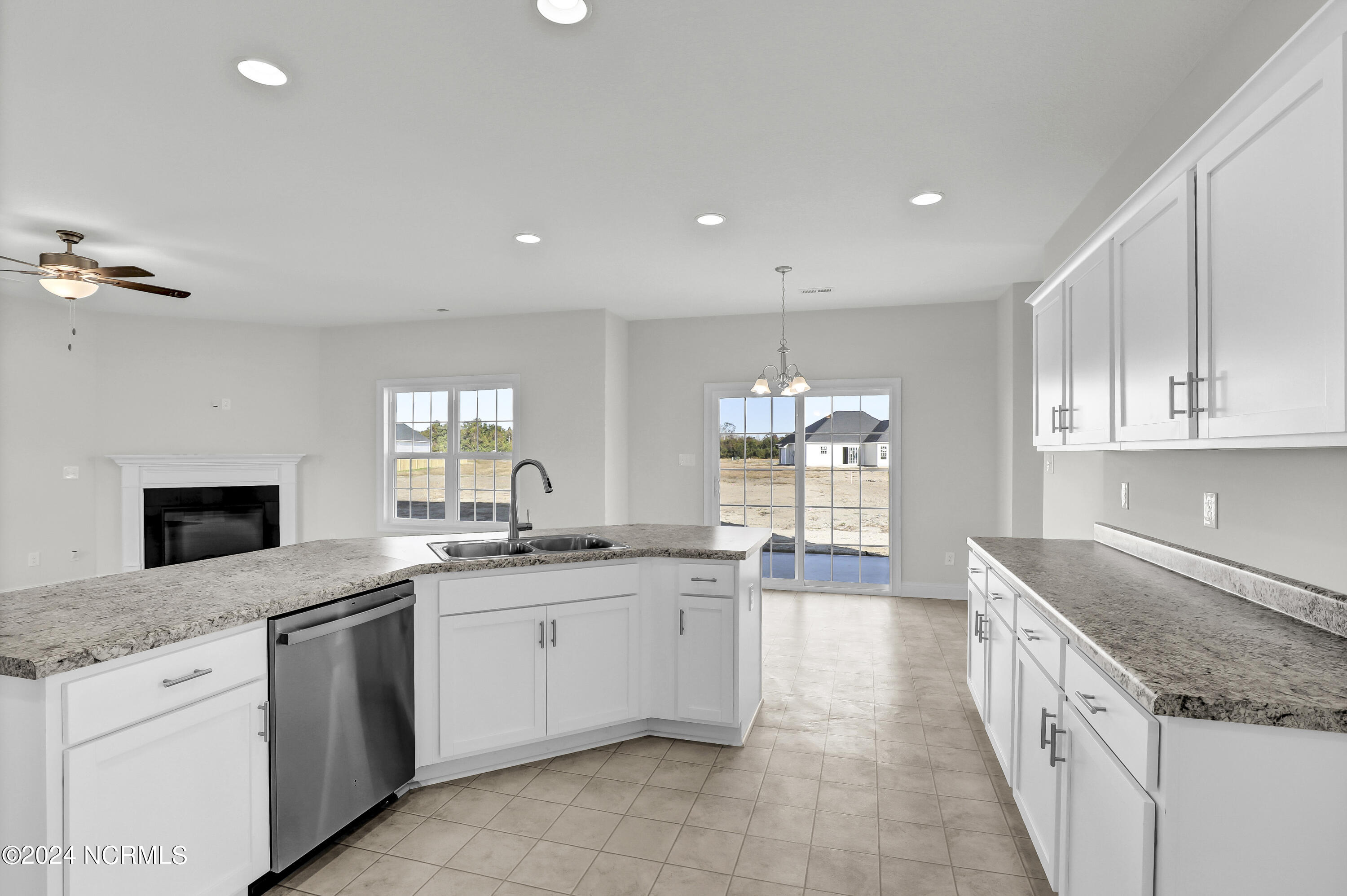 801 Calebs Creek Court Property Photo 10